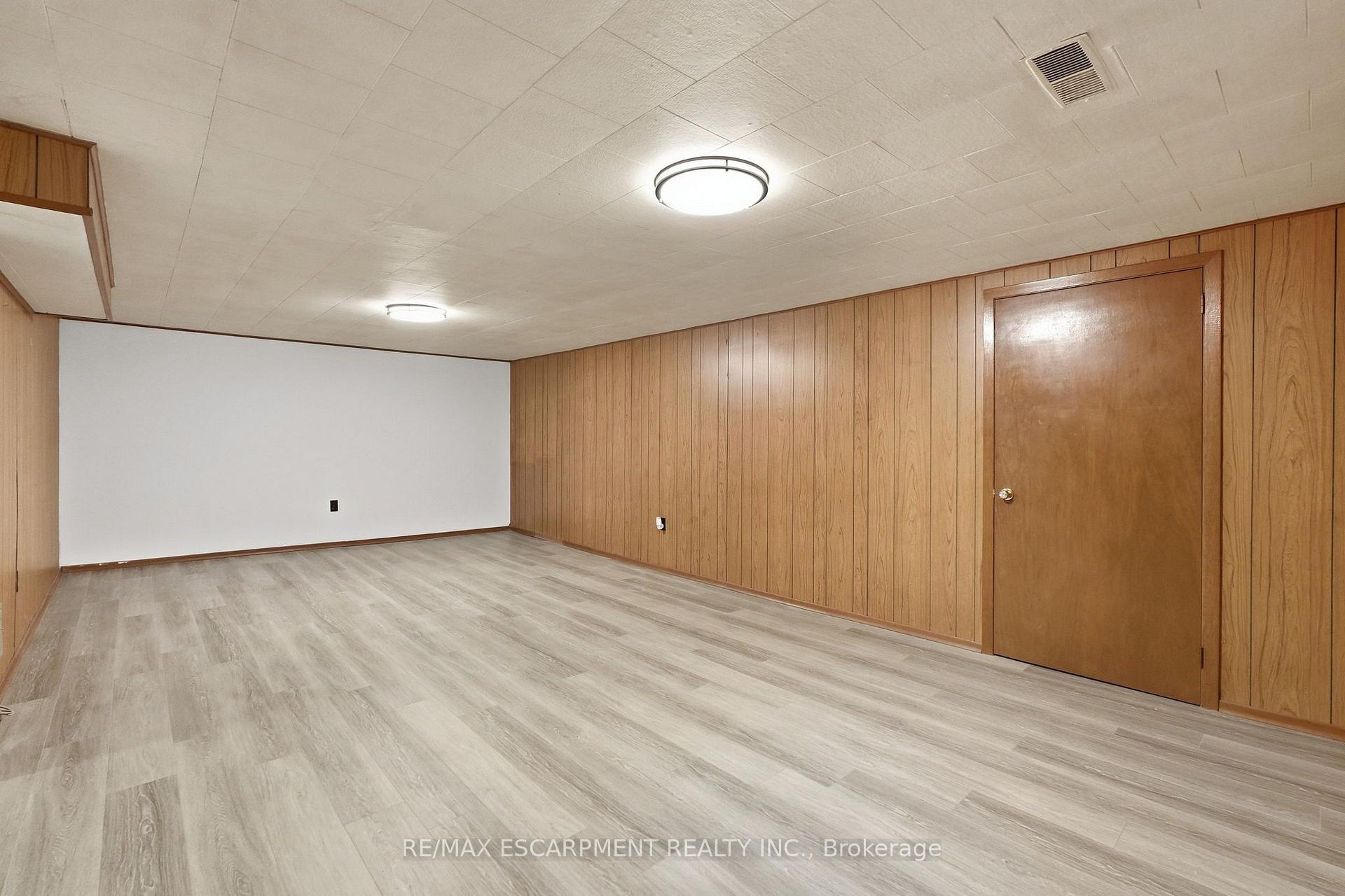 Photo 28 of 7566 Netherwood Road, Mississauga, Malton — HOMEH