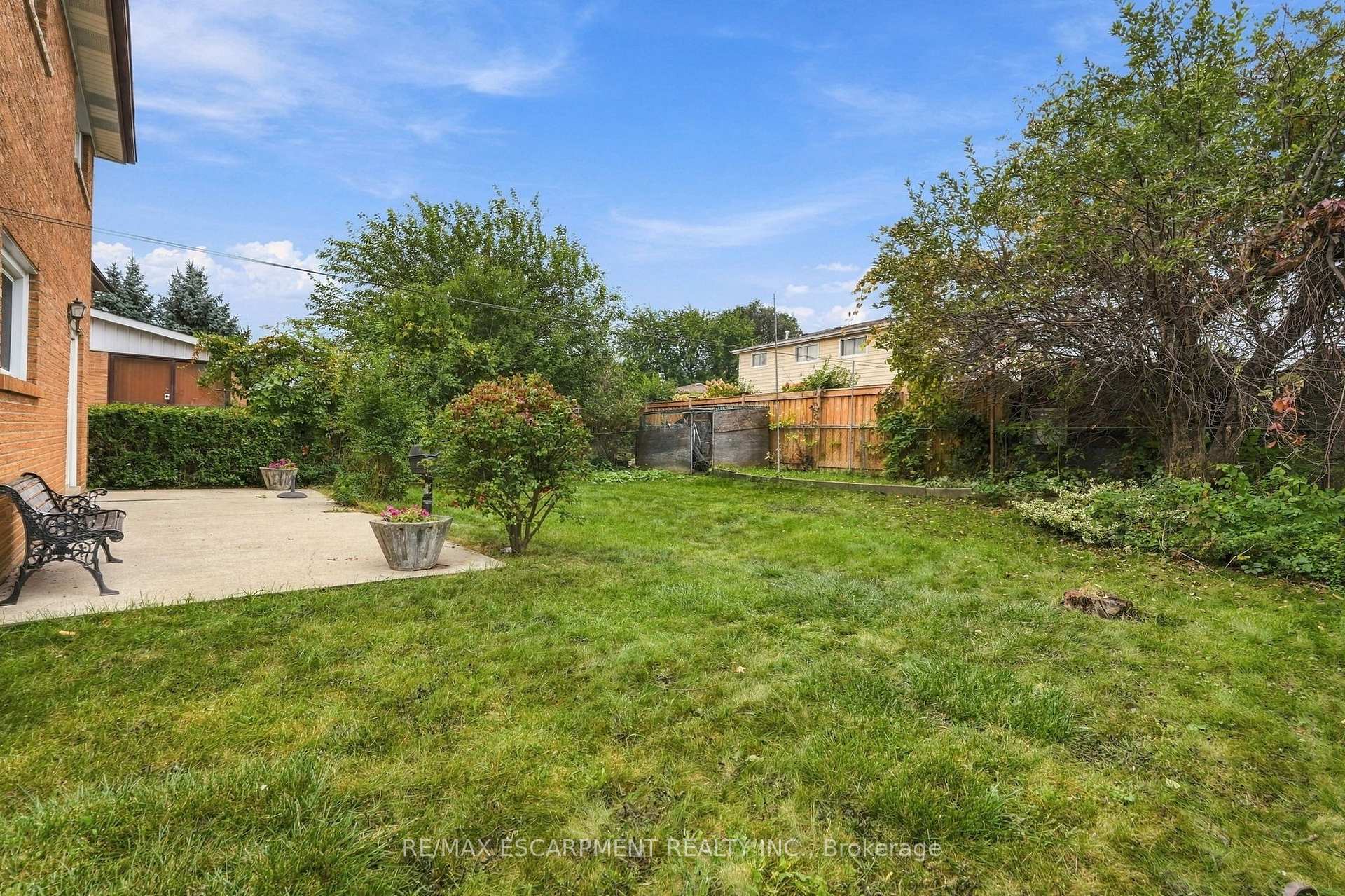 Photo 30 of 7566 Netherwood Road, Mississauga, Malton — HOMEH