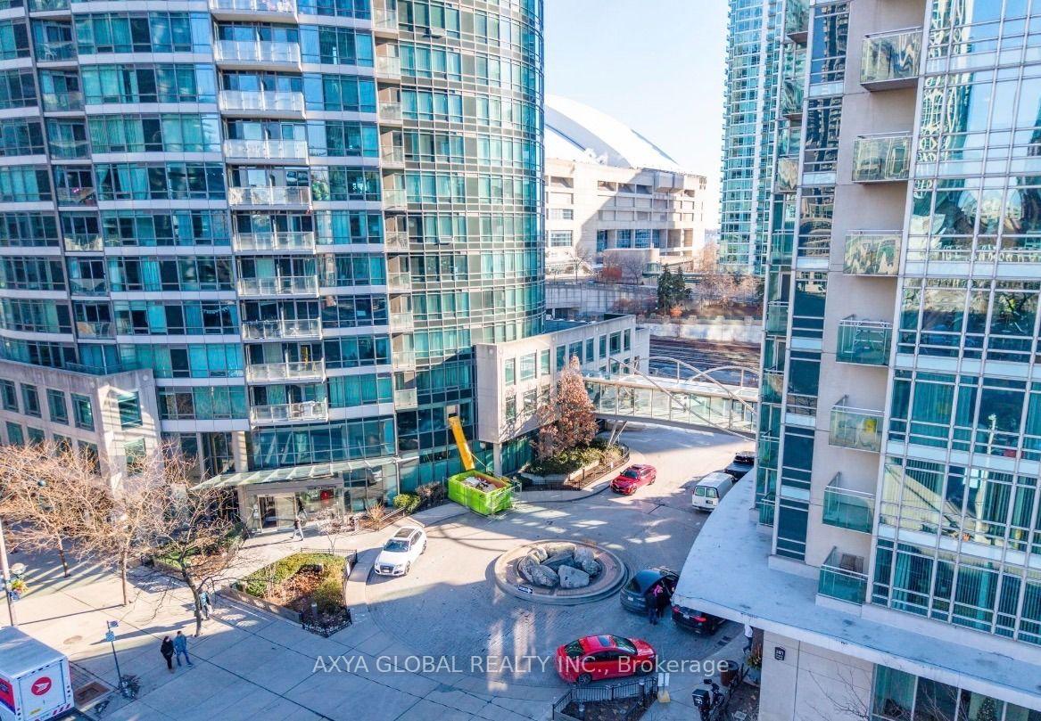 Photo 4 of Unit 1111, 397 Front Street W, Toronto, Waterfront Communities — HOMEH
