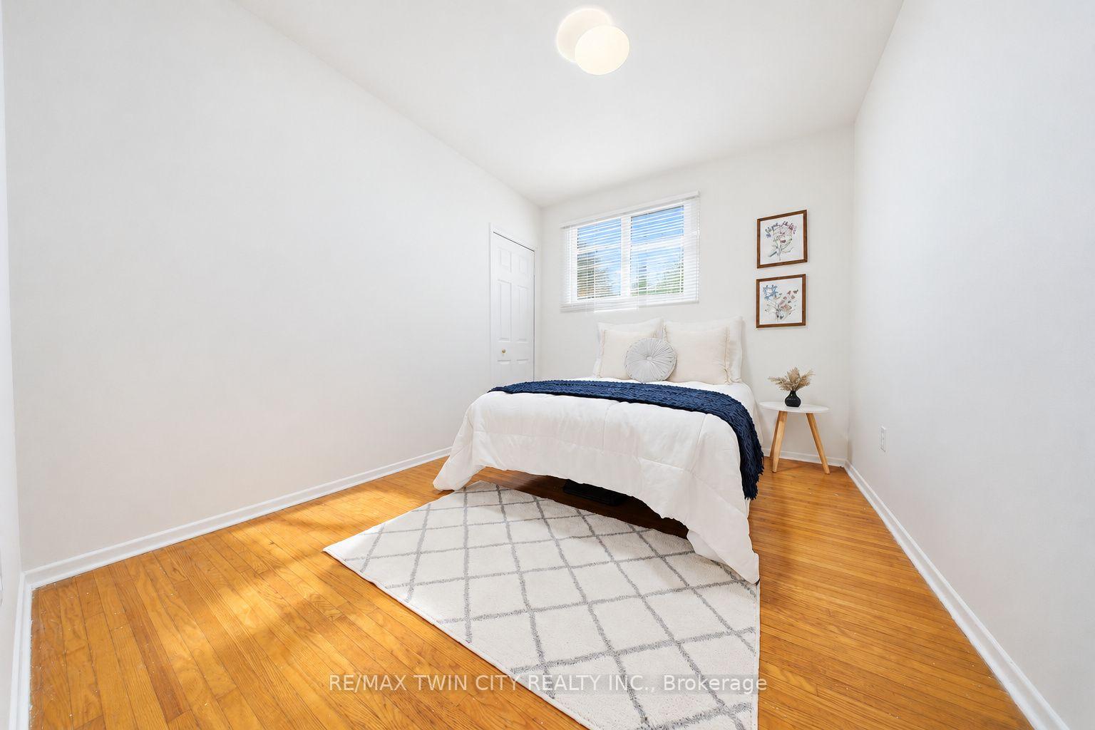 Photo 16 of 16 Burwell Street, Brantford, Holmedale — HOMEH