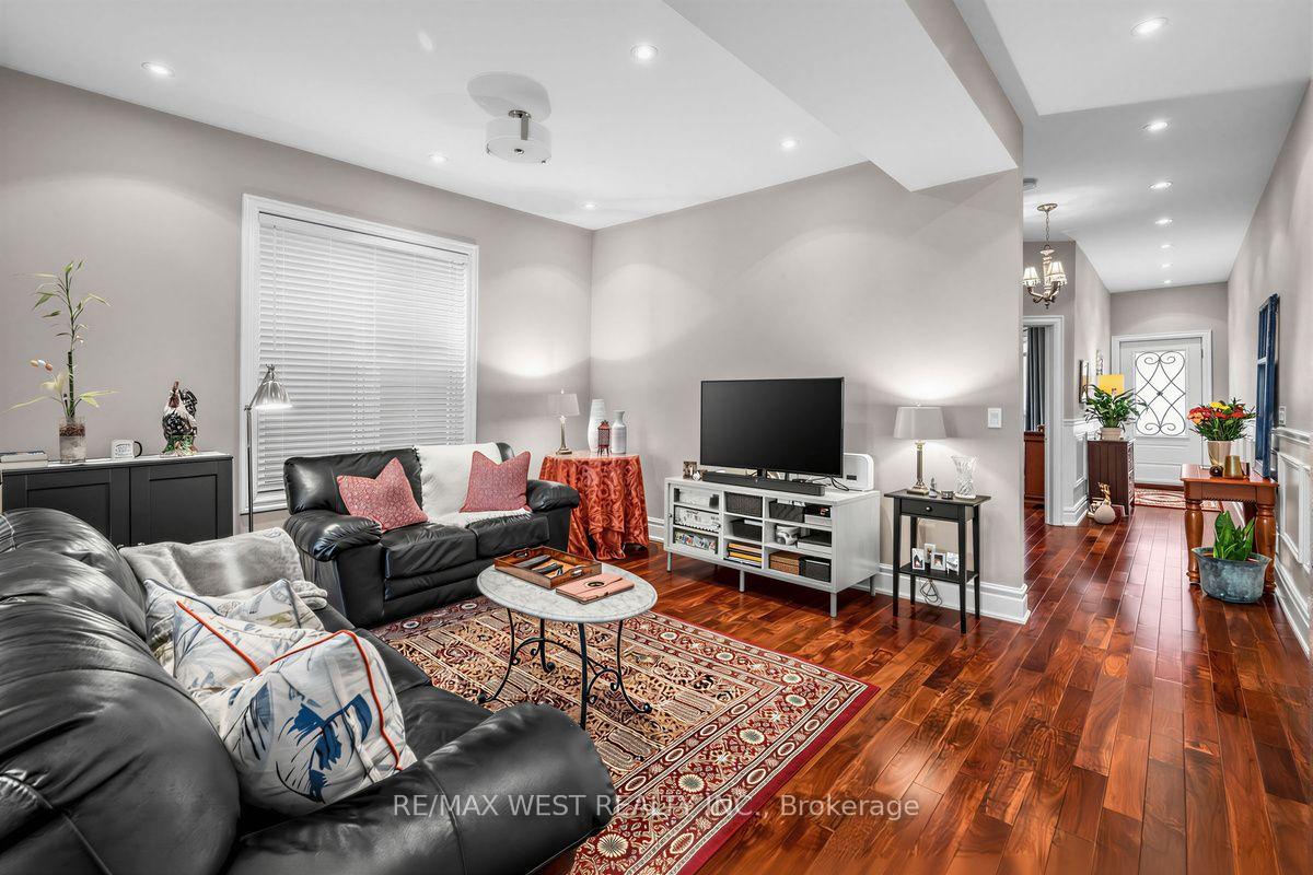 Photo 8 of 66 Bristol Avenue, Toronto, Dovercourt-Wallace Emerson-Junction — HOMEH