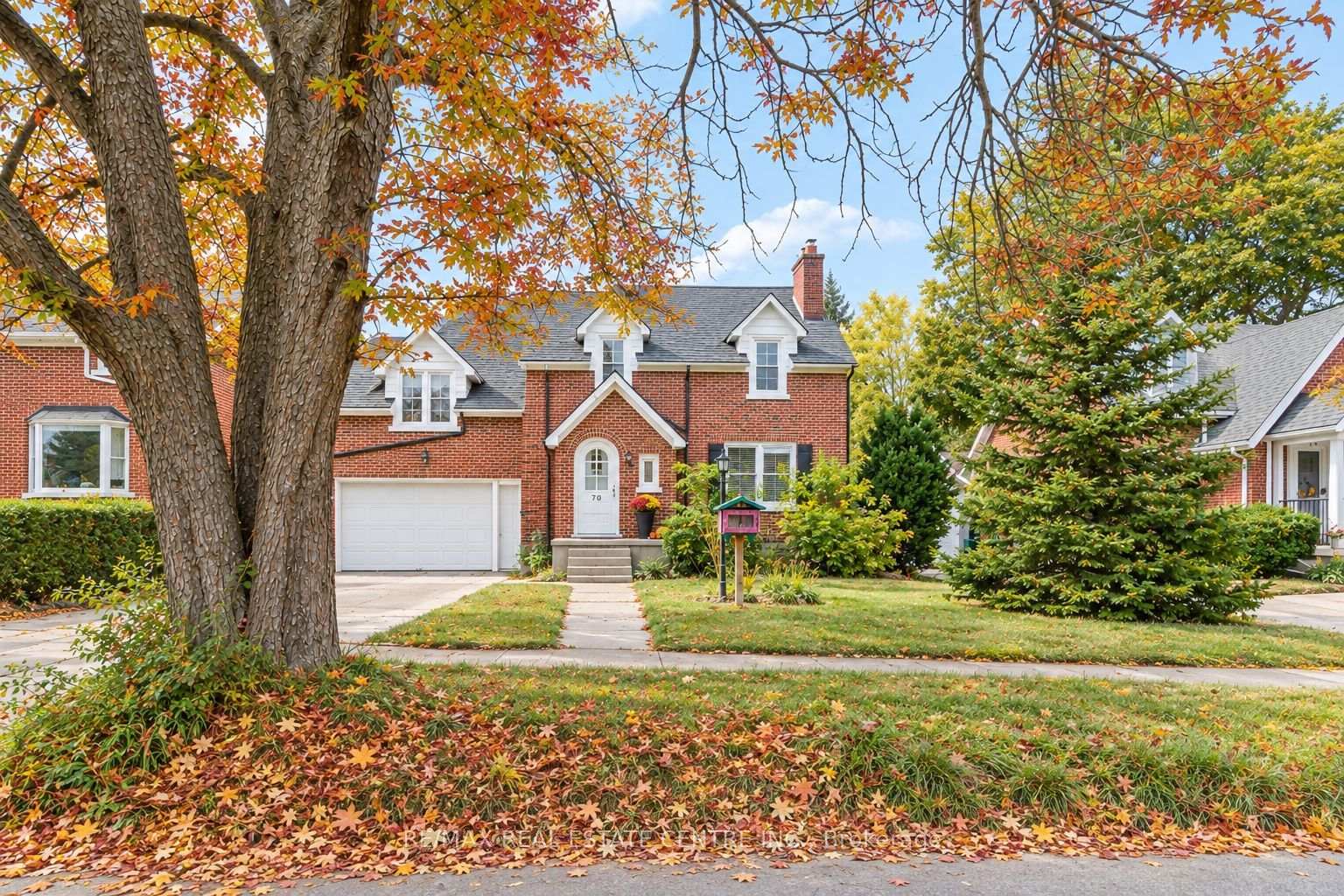 Photo 2 of 70 Jackson Avenue, Kitchener, King East — HOMEH
