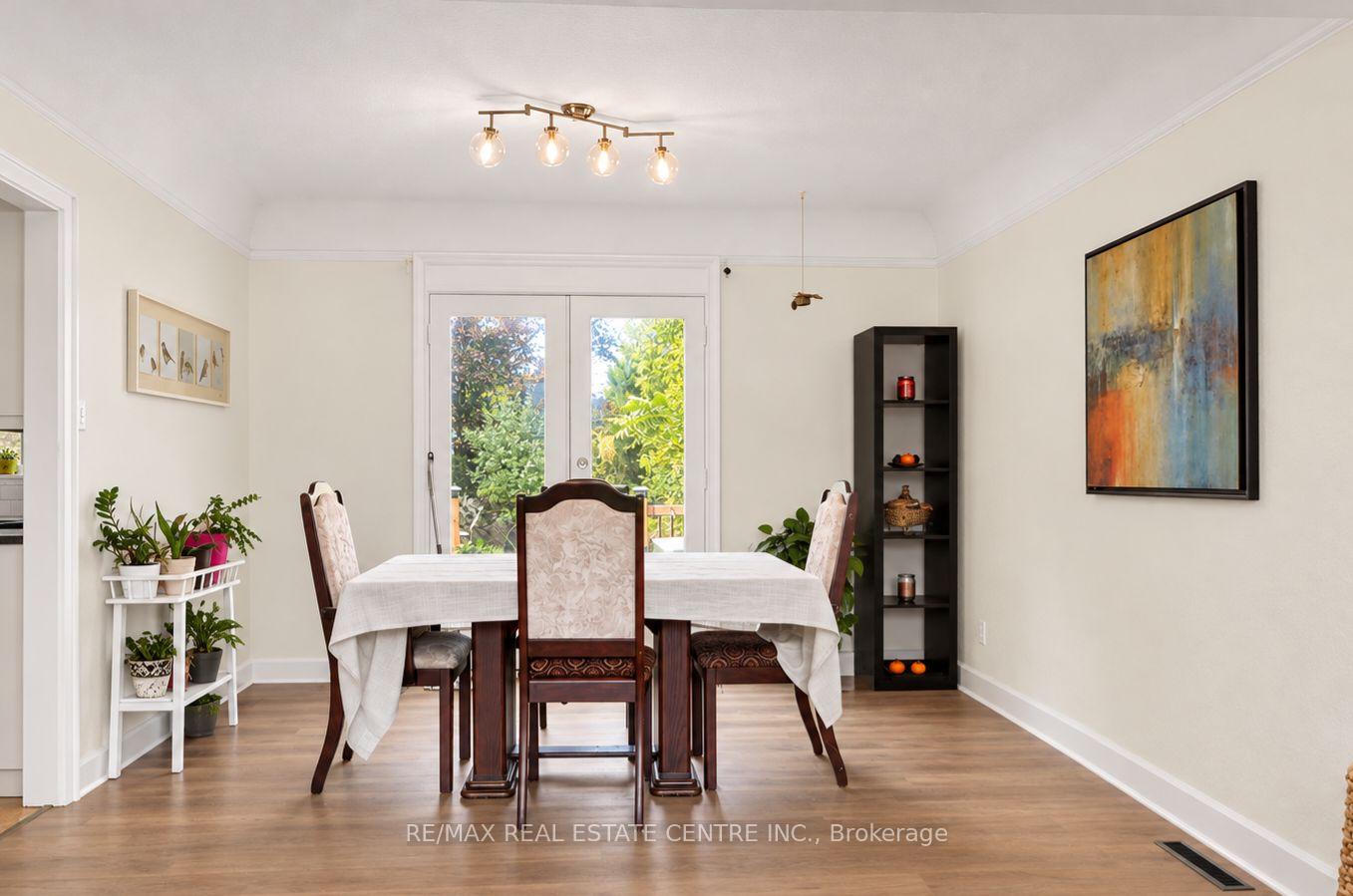 Photo 10 of 70 Jackson Avenue, Kitchener, King East — HOMEH