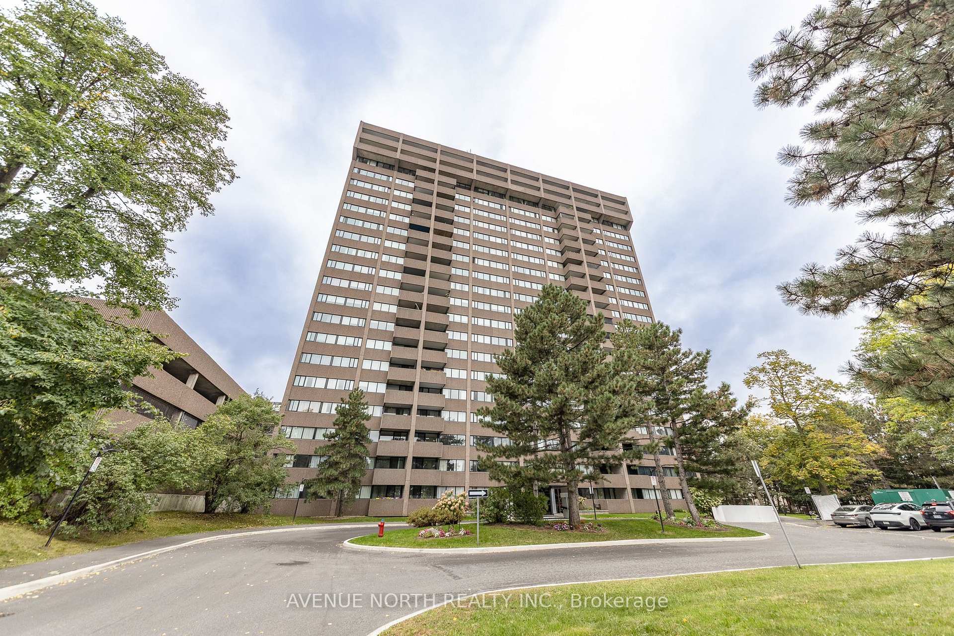 Photo of Unit 707, 3360 Southgate Road