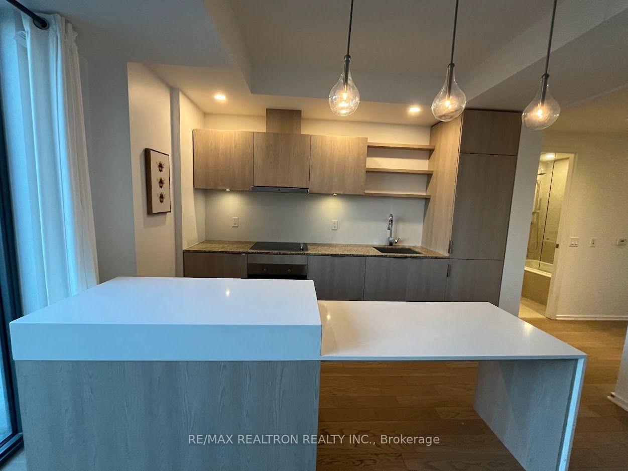 Photo 7 of Unit 911, 12 Bonnycastle Street, Toronto, Waterfront Communities — HOMEH