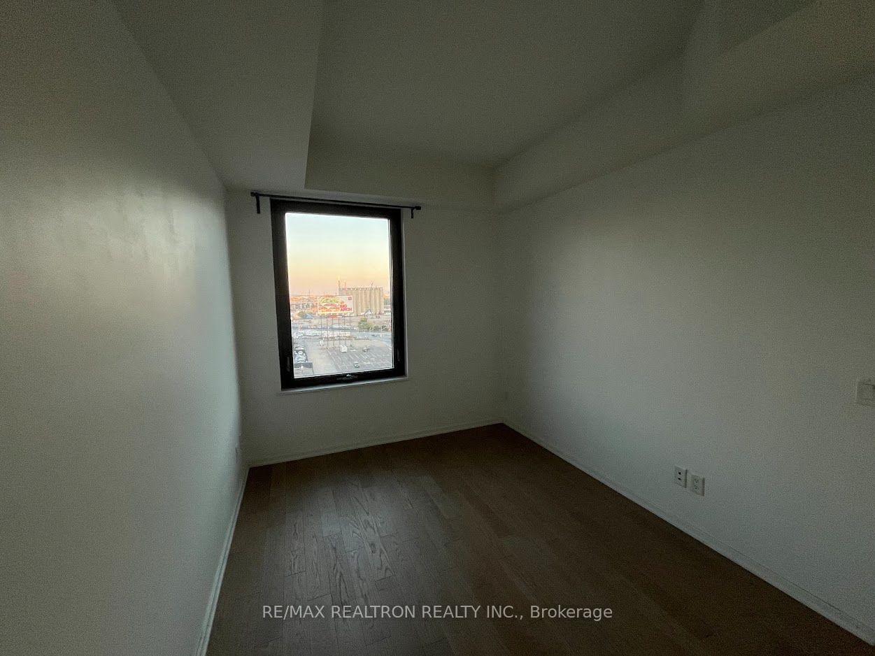 Photo 32 of Unit 911, 12 Bonnycastle Street, Toronto, Waterfront Communities — HOMEH