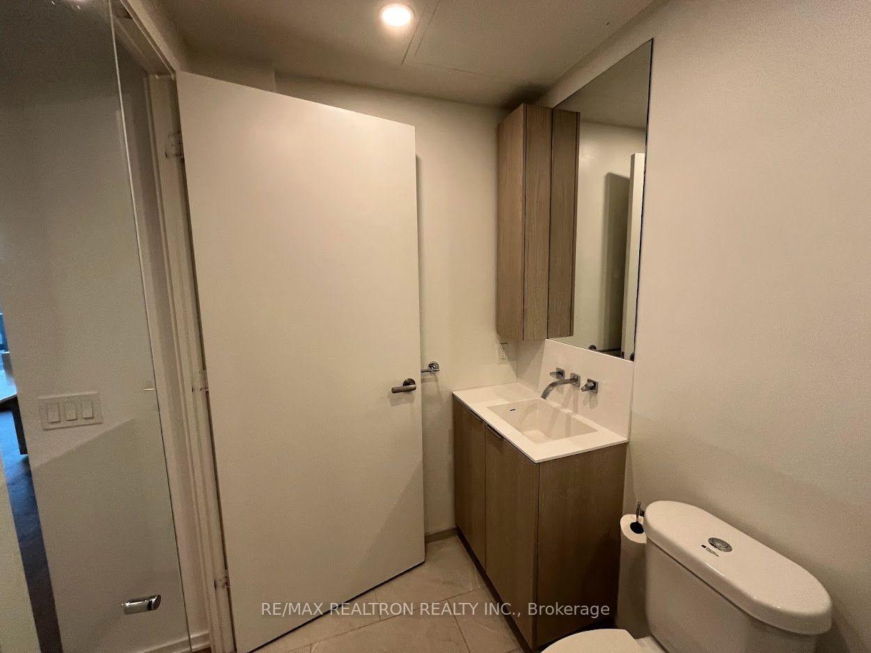 Photo 17 of Unit 911, 12 Bonnycastle Street, Toronto, Waterfront Communities — HOMEH