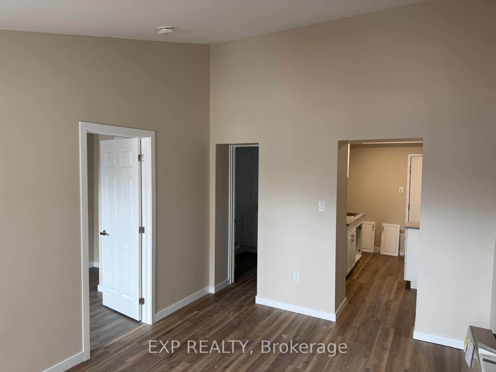 Photo 6 of 439 Main Street E, North Bay, Central — HOMEH