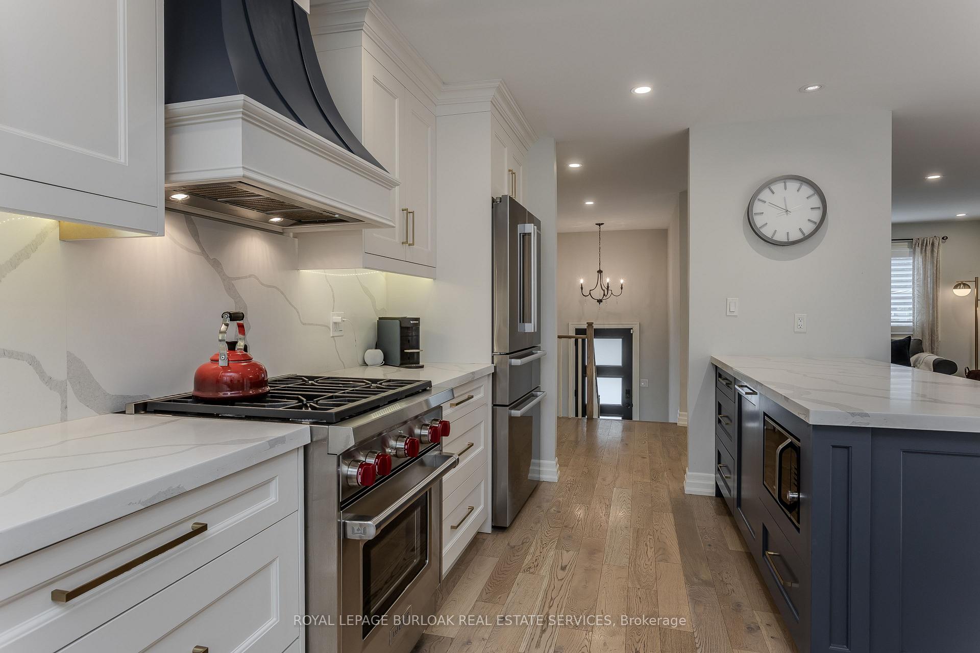 Photo 9 of 2193 Lancaster Crescent, Burlington, Mountainside — HOMEH