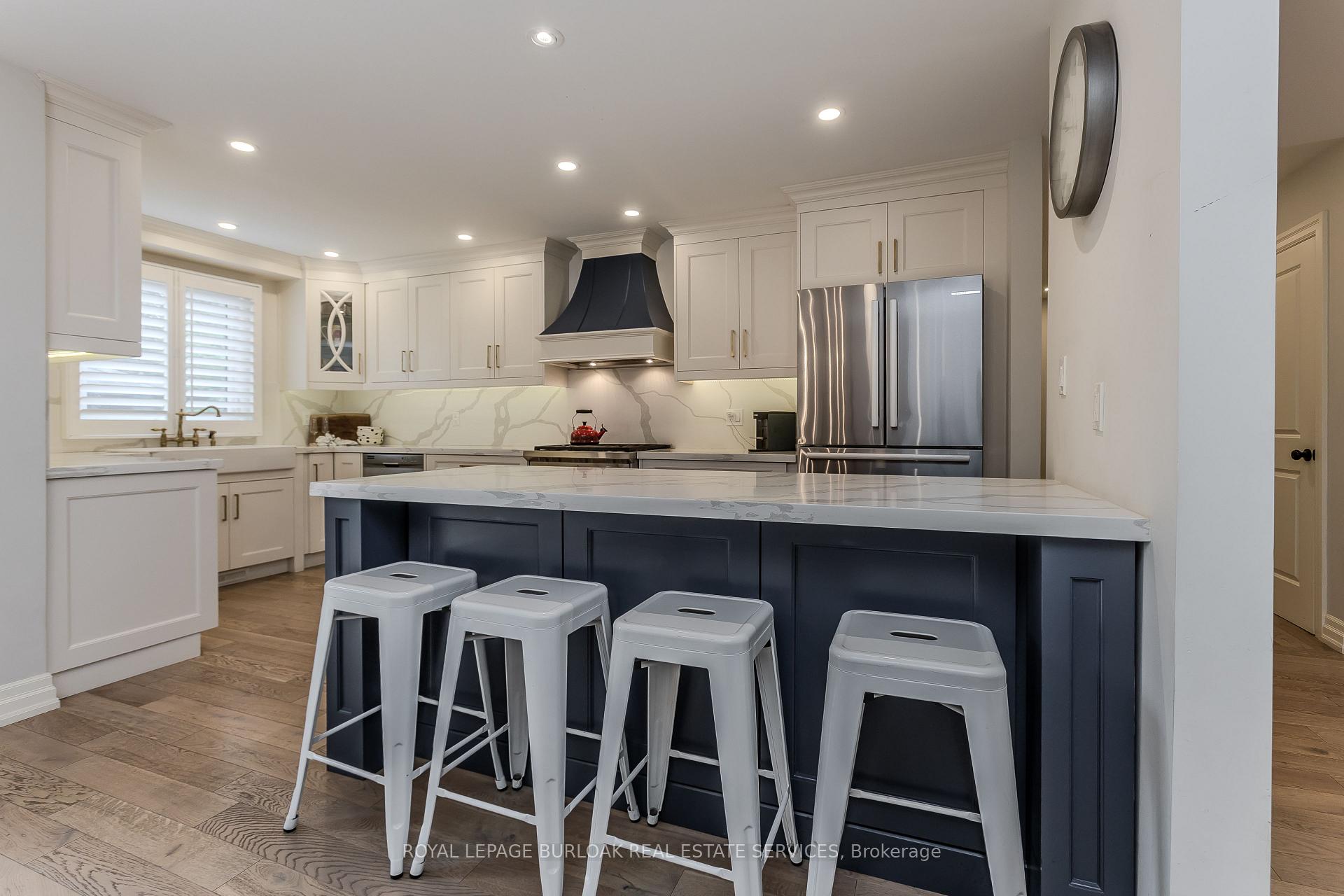 Photo 11 of 2193 Lancaster Crescent, Burlington, Mountainside — HOMEH
