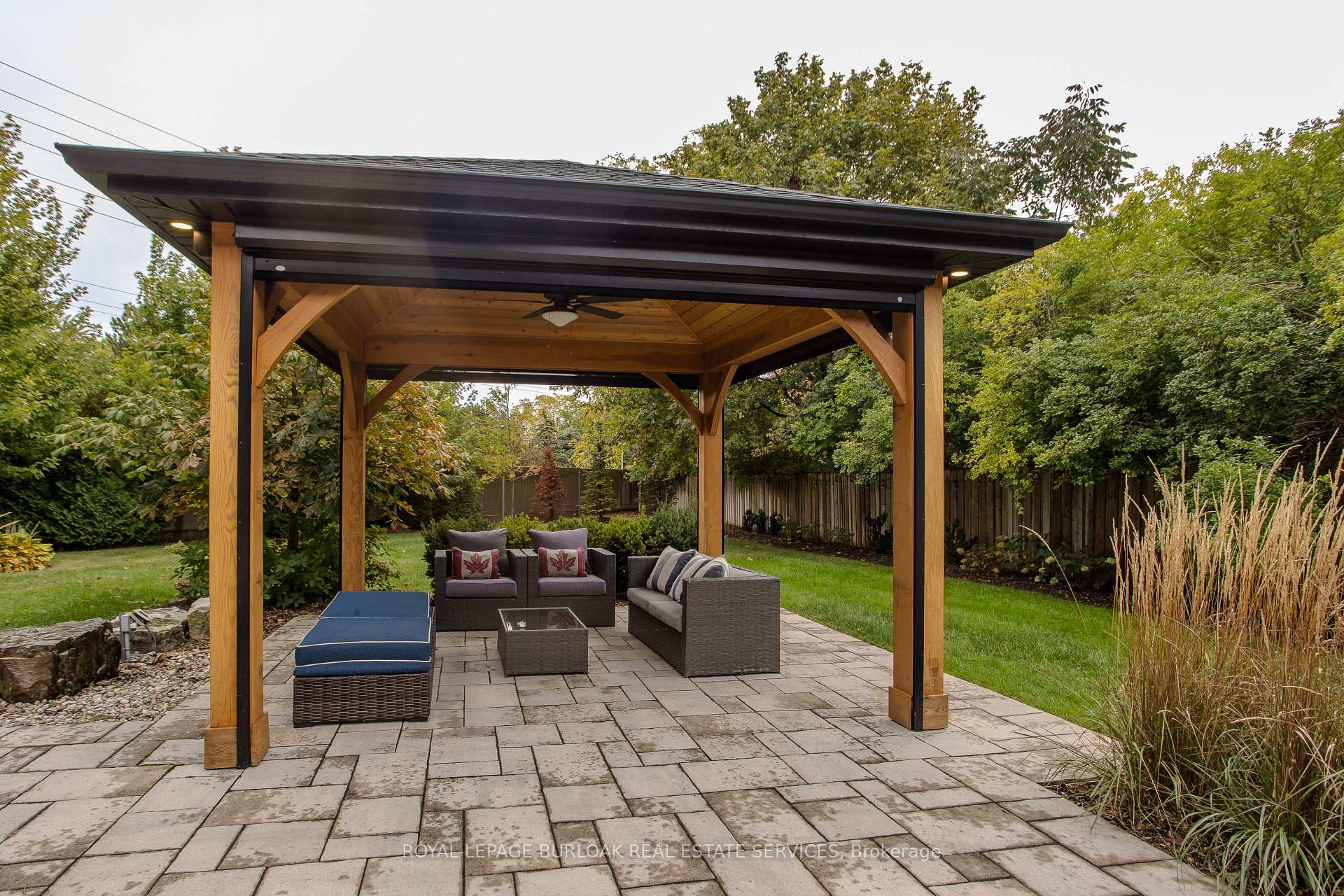 Photo 34 of 2193 Lancaster Crescent, Burlington, Mountainside — HOMEH