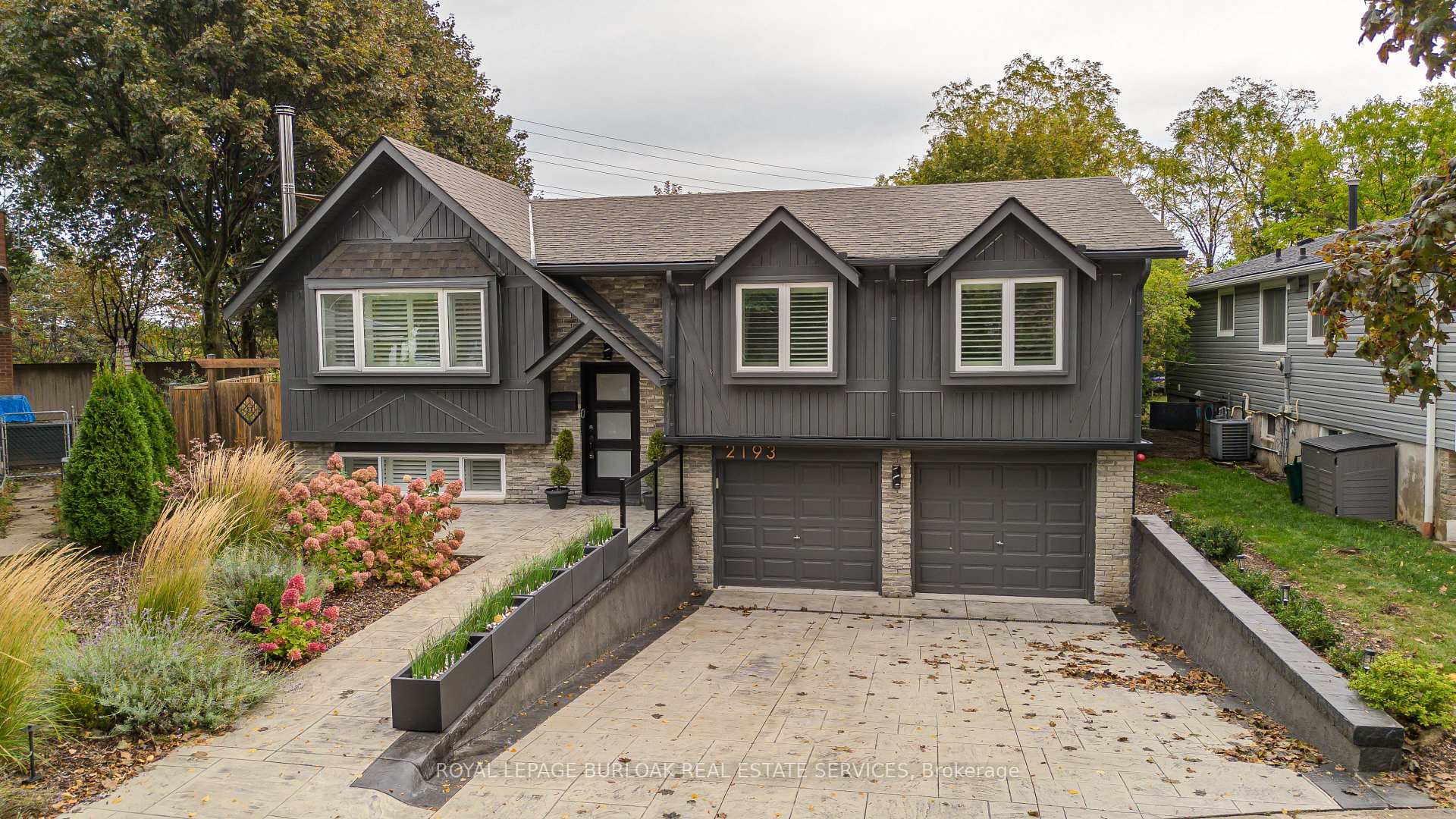 Photo 39 of 2193 Lancaster Crescent, Burlington, Mountainside — HOMEH