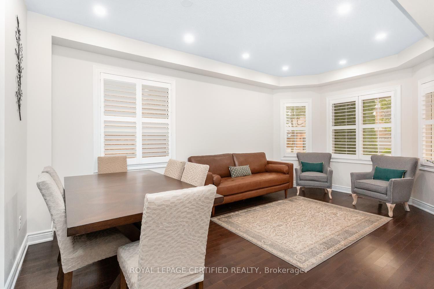 Photo 4 of 5902 Agean Drive, Mississauga, Churchill Meadows — HOMEH