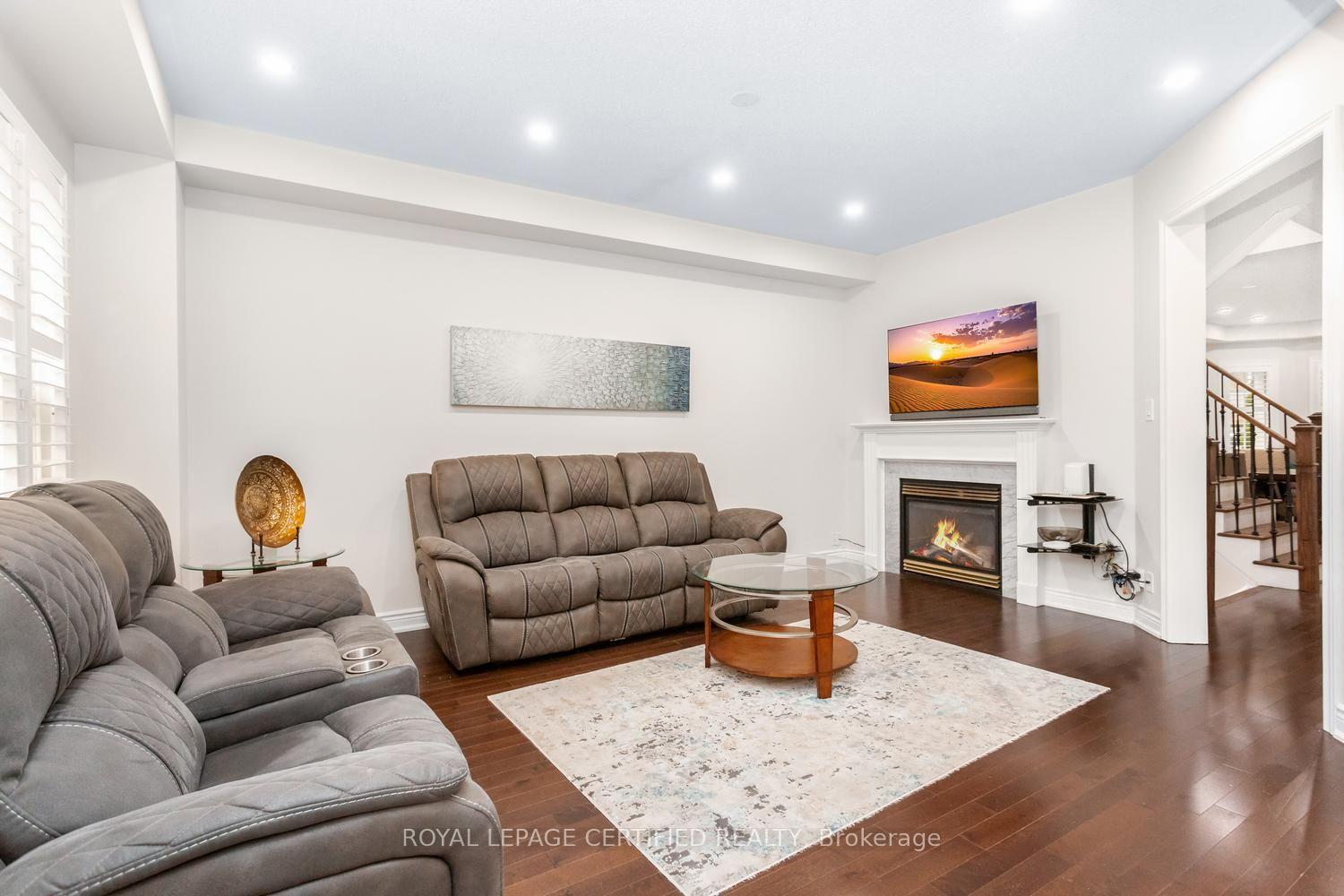 Photo 6 of 5902 Agean Drive, Mississauga, Churchill Meadows — HOMEH