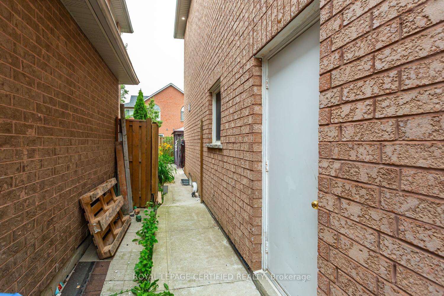 Photo 47 of 5902 Agean Drive, Mississauga, Churchill Meadows — HOMEH
