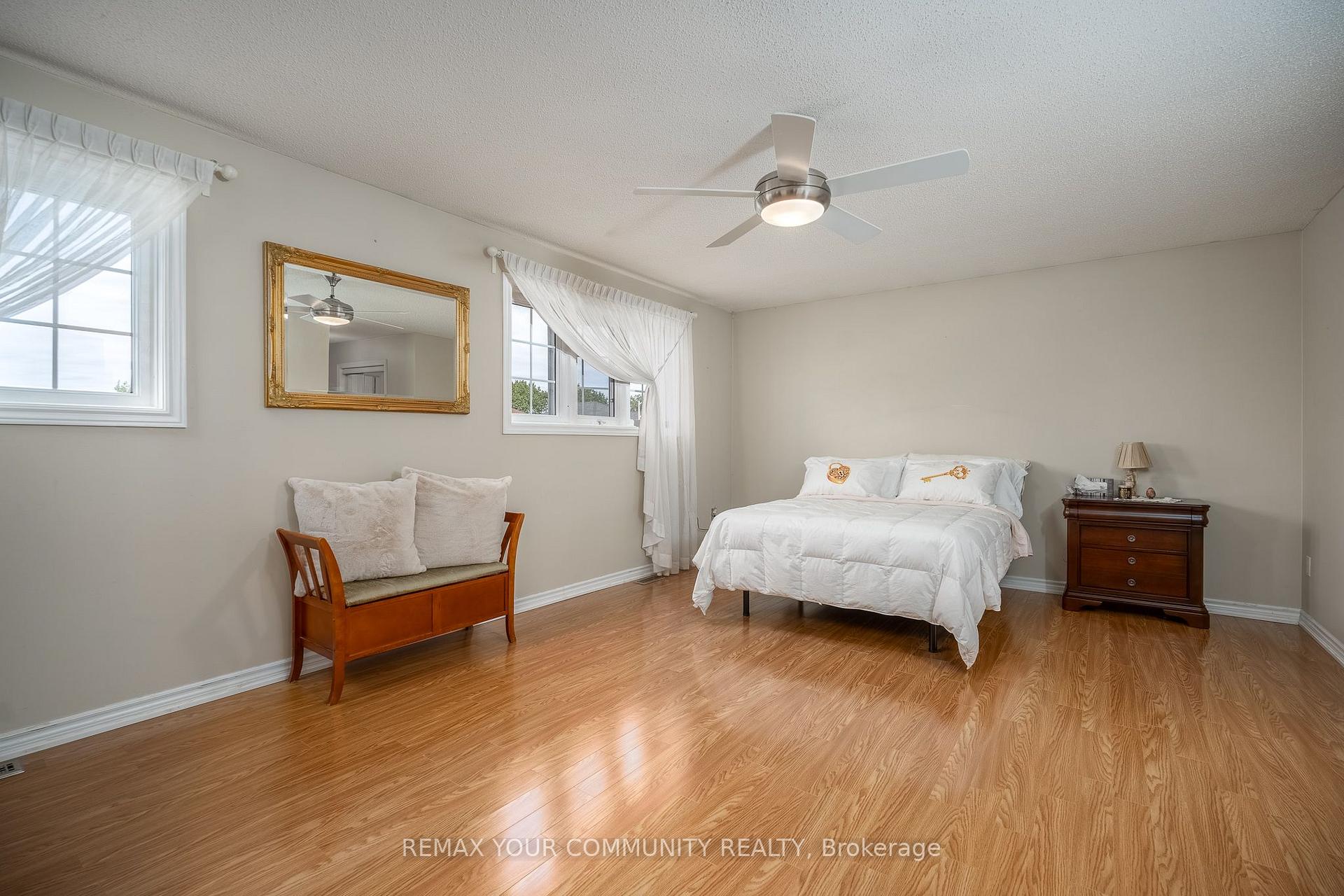 Photo 21 of 21 Silvercreek Crescent, Barrie, Ardagh — HOMEH