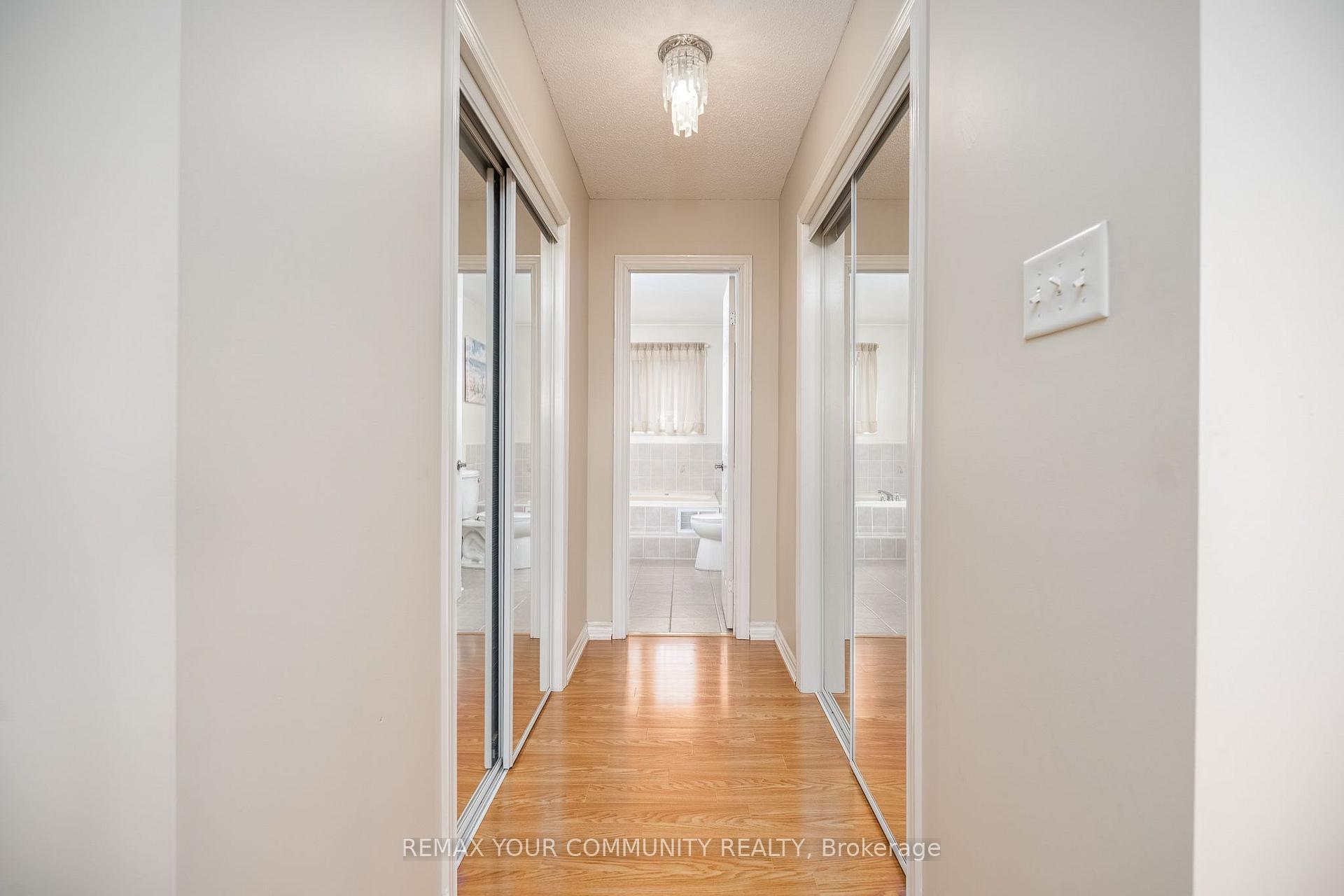 Photo 22 of 21 Silvercreek Crescent, Barrie, Ardagh — HOMEH
