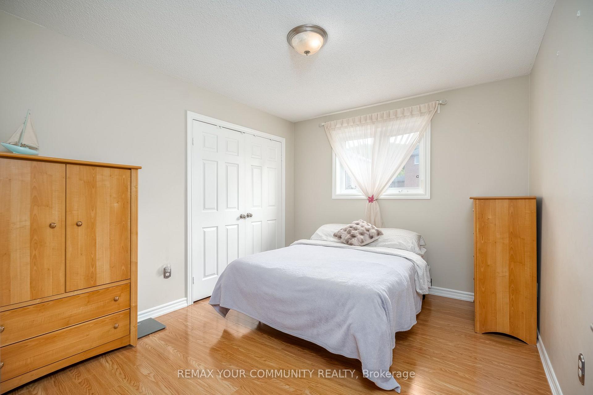 Photo 26 of 21 Silvercreek Crescent, Barrie, Ardagh — HOMEH