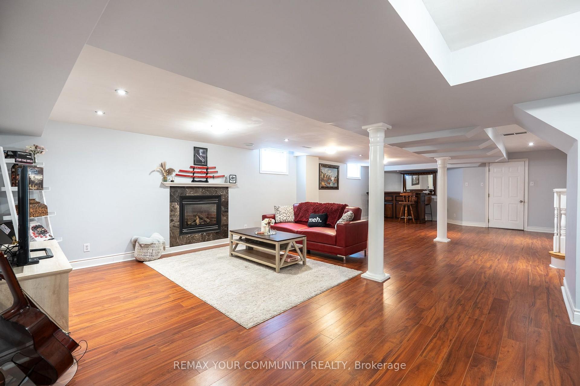 Photo 31 of 21 Silvercreek Crescent, Barrie, Ardagh — HOMEH