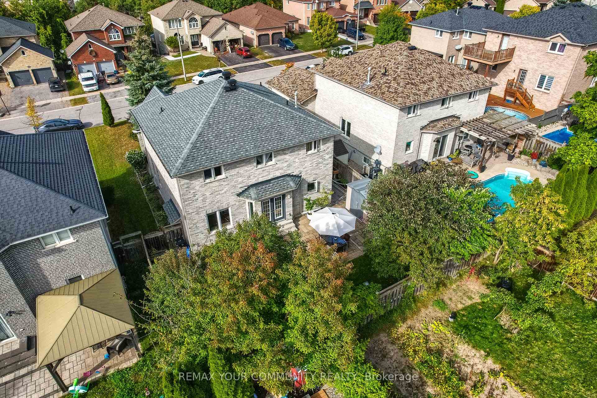 Photo 40 of 21 Silvercreek Crescent, Barrie, Ardagh — HOMEH