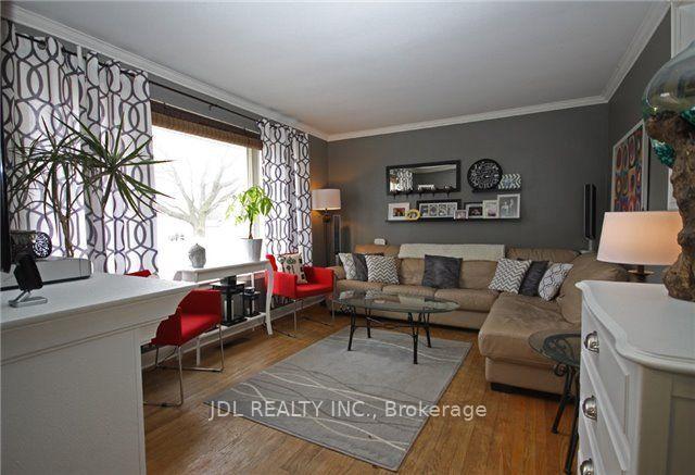 Photo 4 of 245 Windsor Street, Oshawa, Donevan — HOMEH