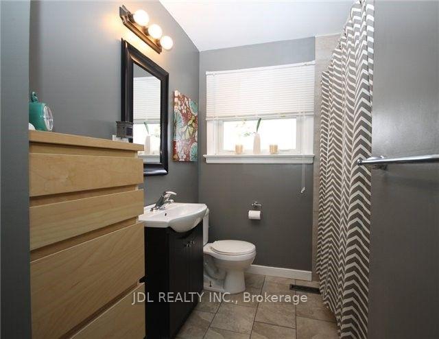 Photo 19 of 245 Windsor Street, Oshawa, Donevan — HOMEH