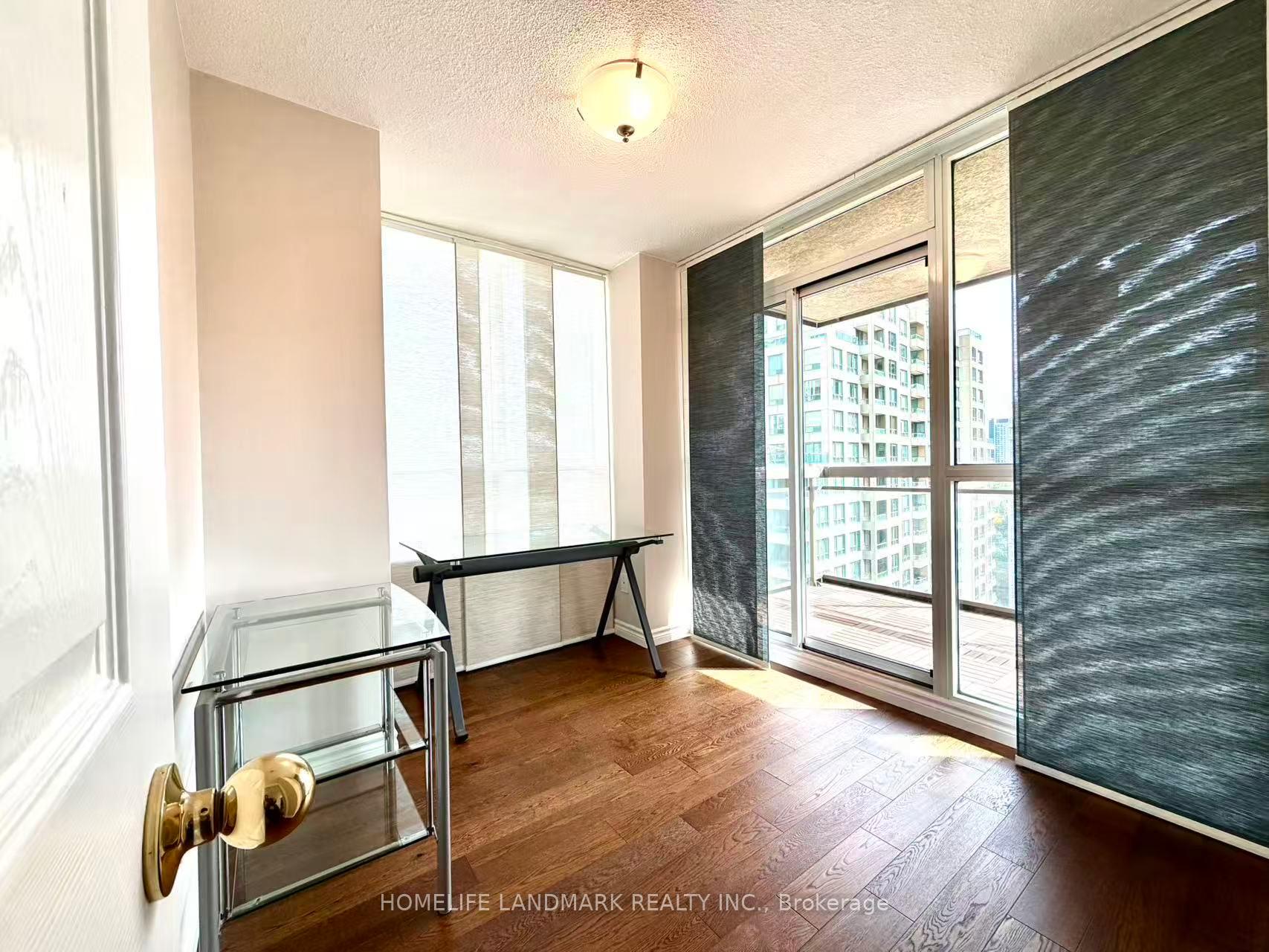 Photo 9 of Unit 1706, 18 Parkview Avenue, North York, Willowdale East — HOMEH