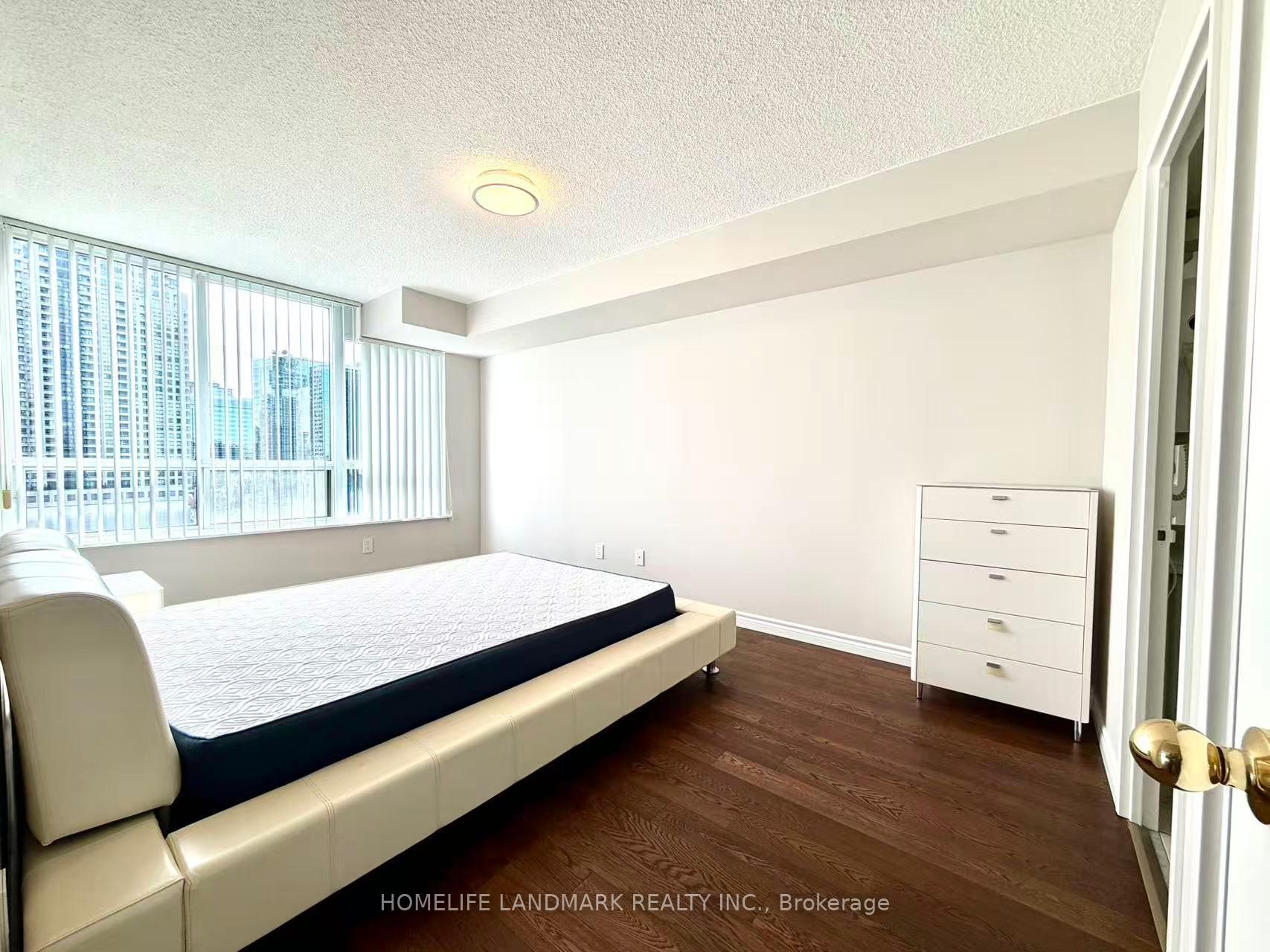 Photo 11 of Unit 1706, 18 Parkview Avenue, North York, Willowdale East — HOMEH