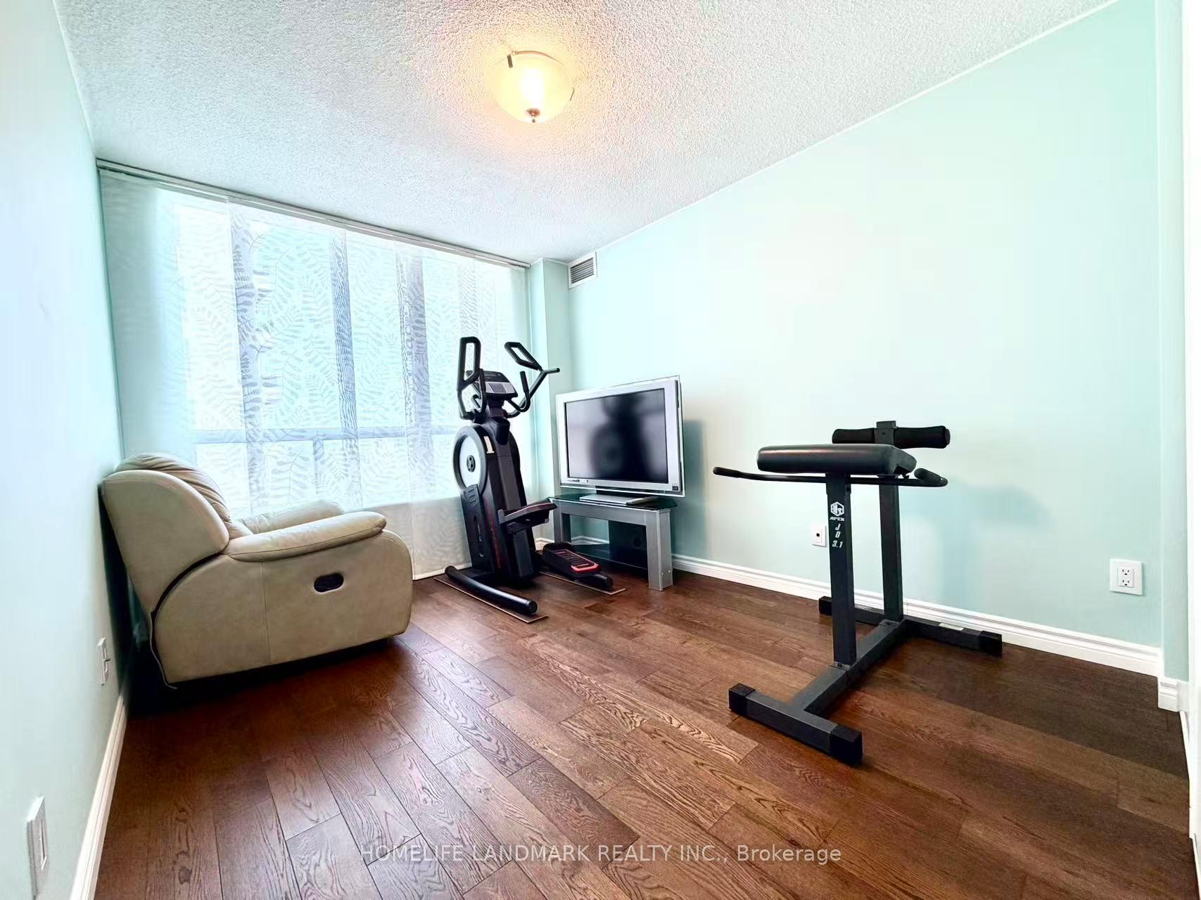 Photo 15 of Unit 1706, 18 Parkview Avenue, North York, Willowdale East — HOMEH