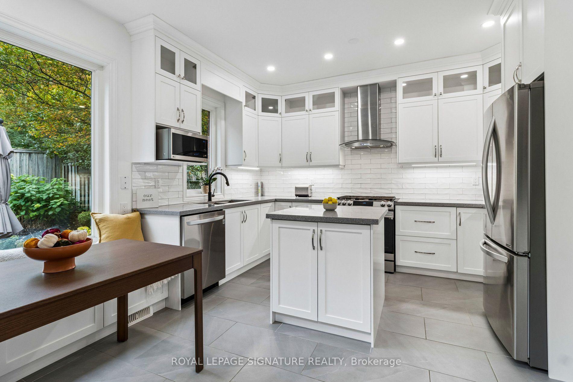 Photo 19 of 19 Ballymore Drive, Aurora, Bayview Wellington — HOMEH