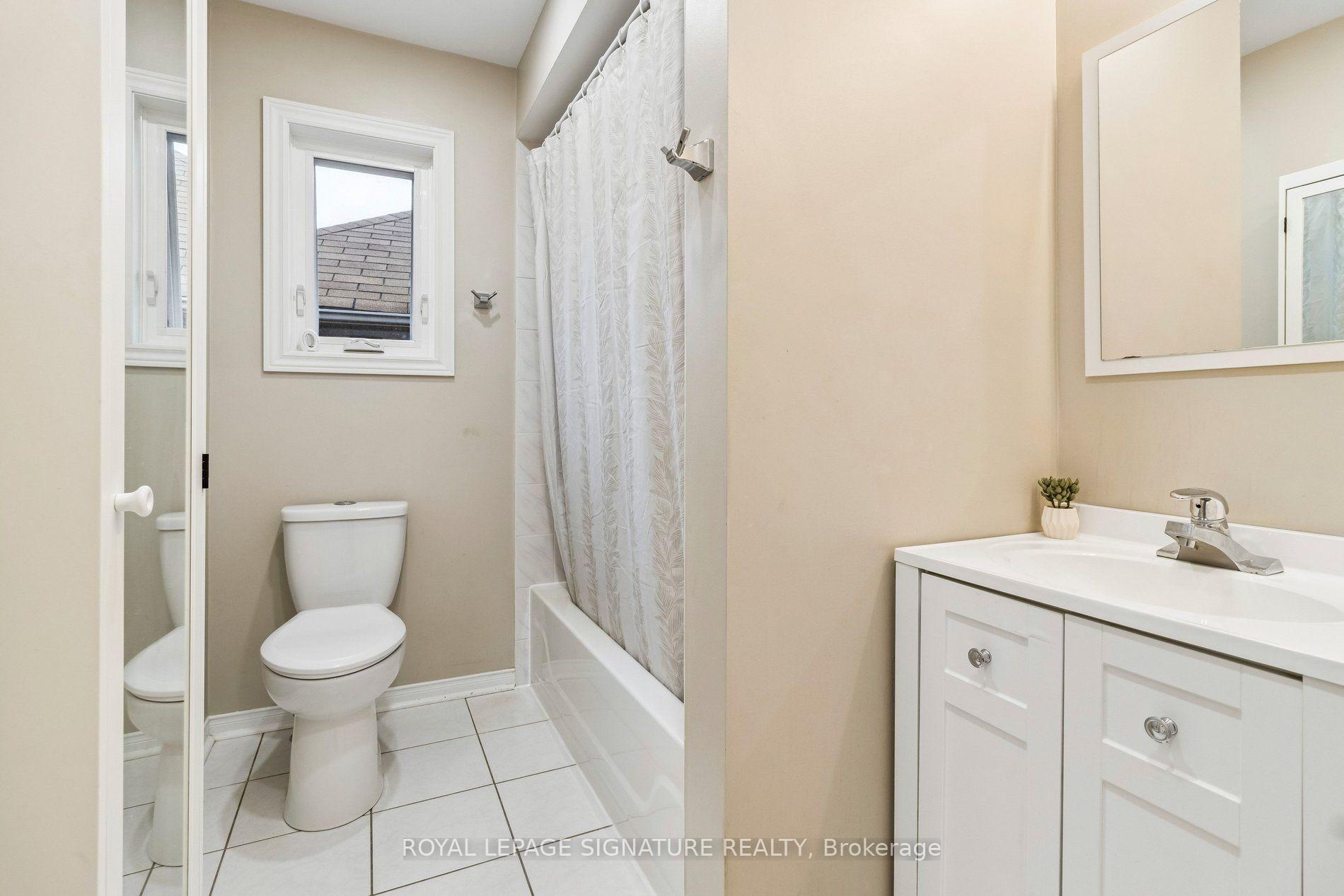 Photo 29 of 19 Ballymore Drive, Aurora, Bayview Wellington — HOMEH