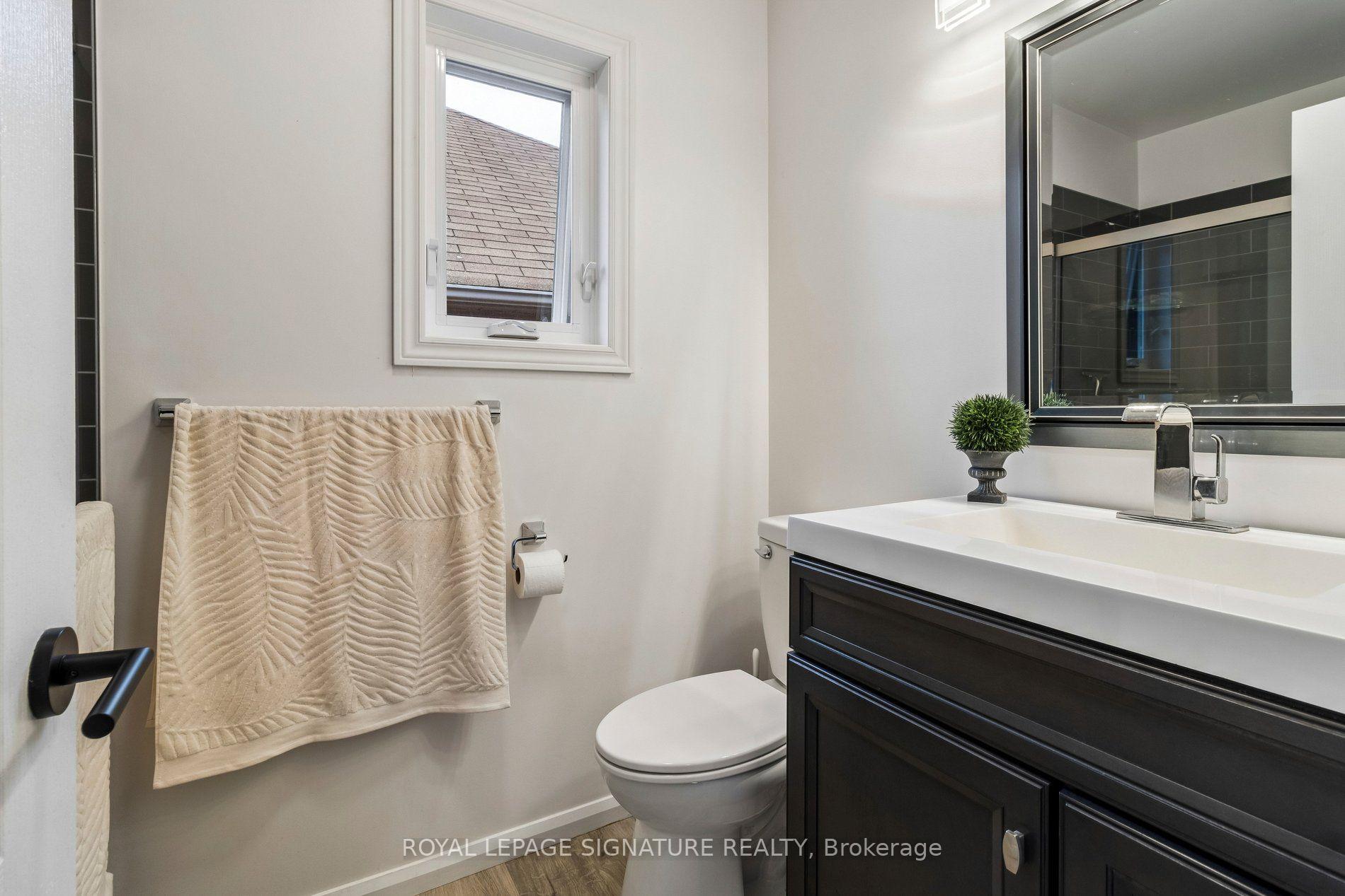 Photo 34 of 19 Ballymore Drive, Aurora, Bayview Wellington — HOMEH