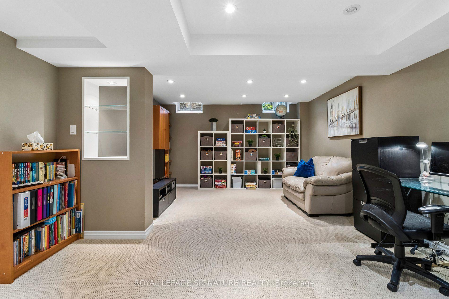 Photo 37 of 19 Ballymore Drive, Aurora, Bayview Wellington — HOMEH