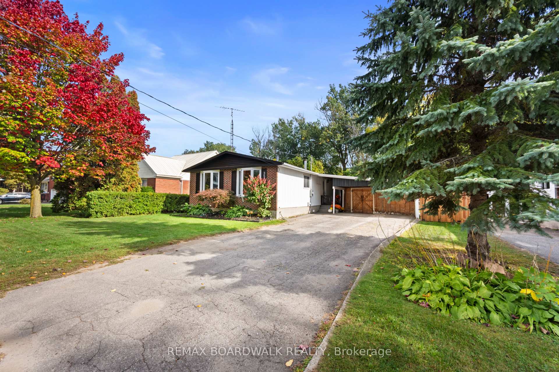 Photo 4 of 353 Churchill Road E, Prescott, Prescott — HOMEH