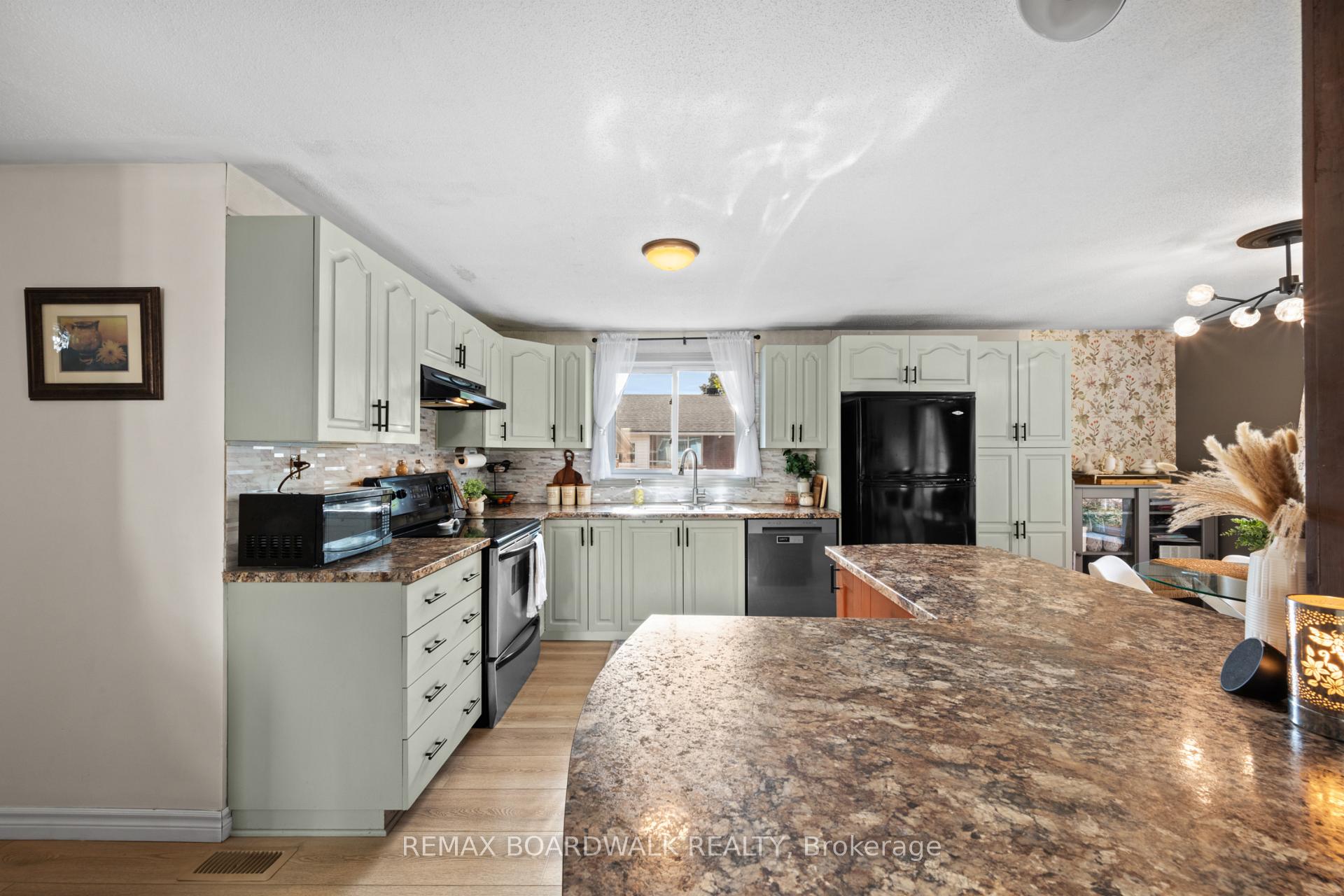 Photo 19 of 353 Churchill Road E, Prescott, Prescott — HOMEH