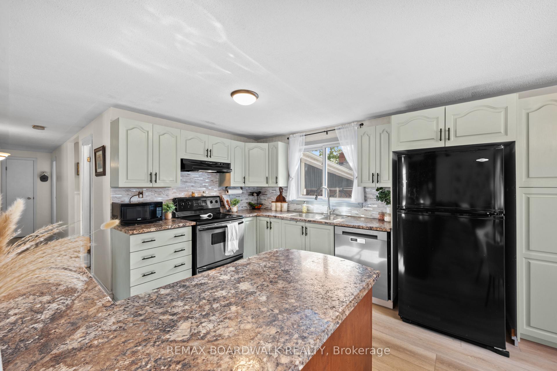 Photo 21 of 353 Churchill Road E, Prescott, Prescott — HOMEH