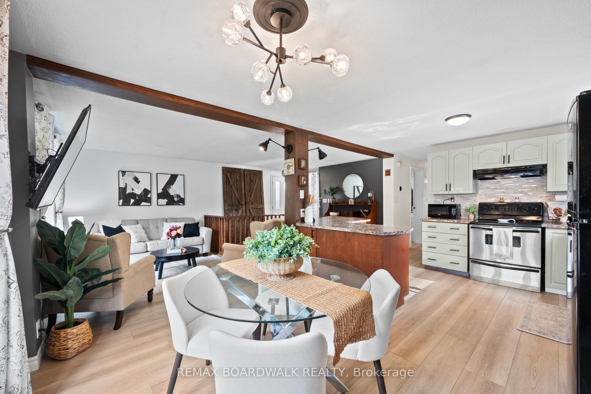 Photo 27 of 353 Churchill Road E, Prescott, Prescott — HOMEH