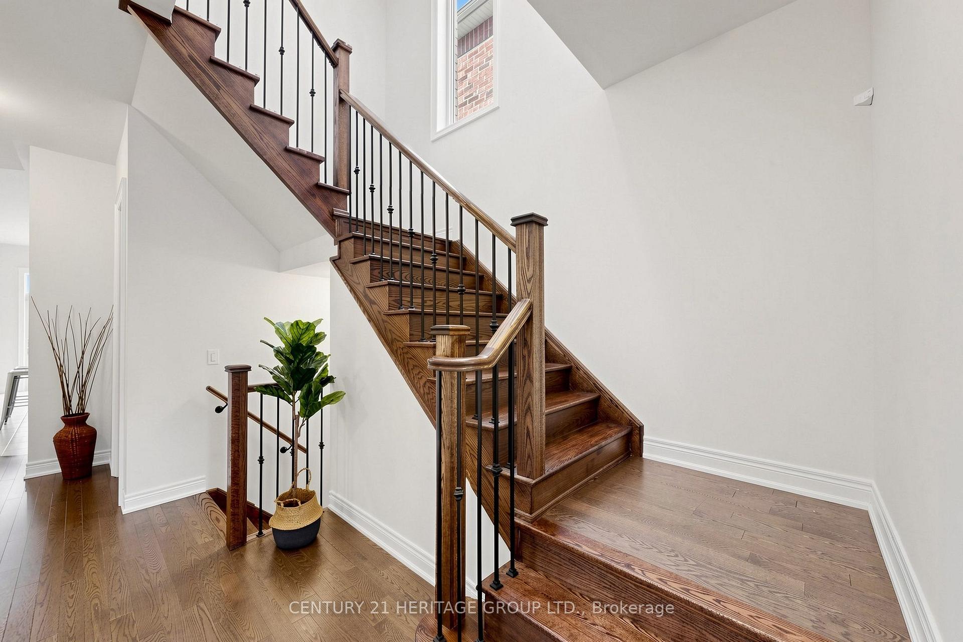 Photo 3 of 34 Micklefield Avenue, Whitby, Rural Whitby — HOMEH