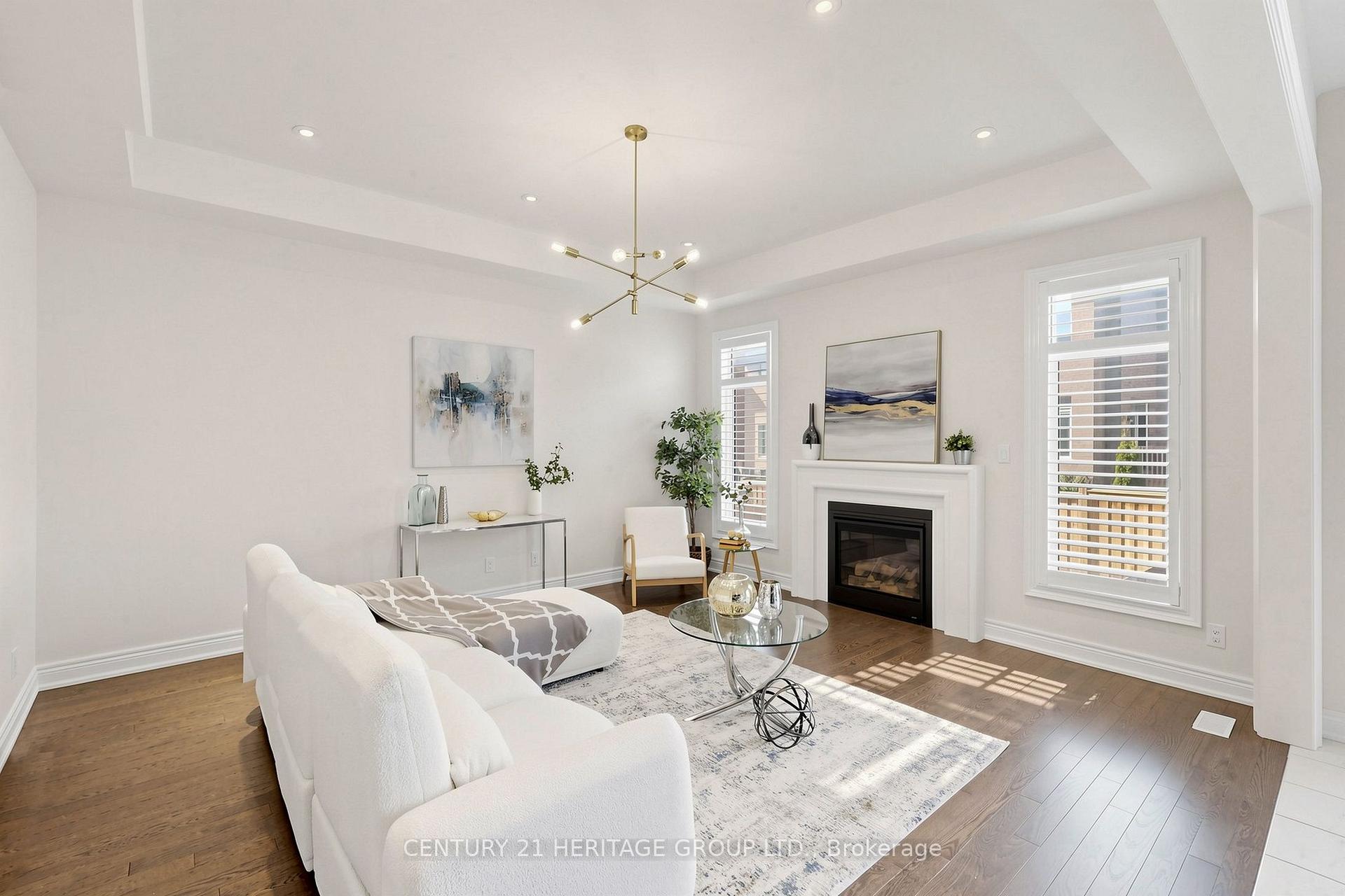 Photo 10 of 34 Micklefield Avenue, Whitby, Rural Whitby — HOMEH