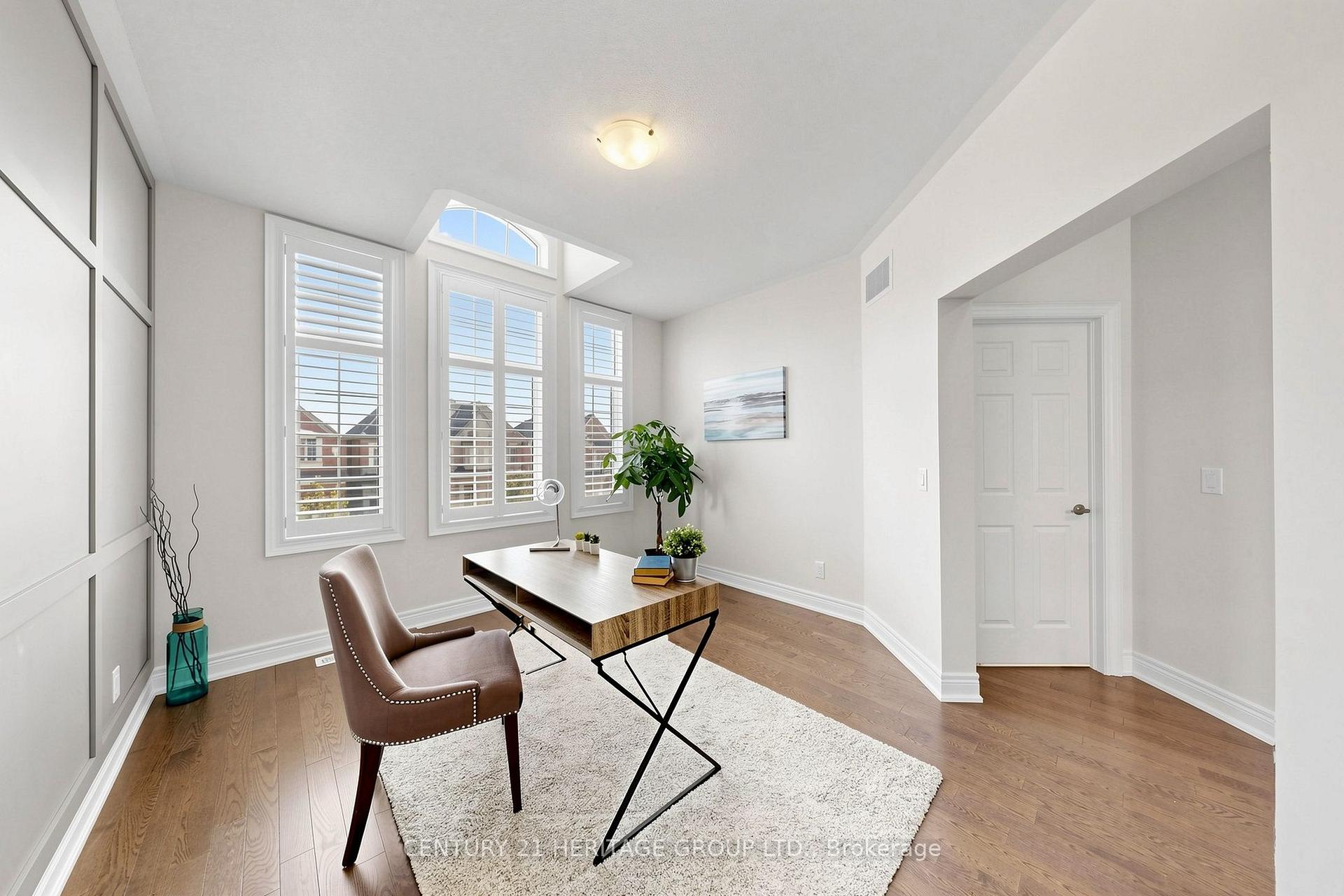 Photo 17 of 34 Micklefield Avenue, Whitby, Rural Whitby — HOMEH