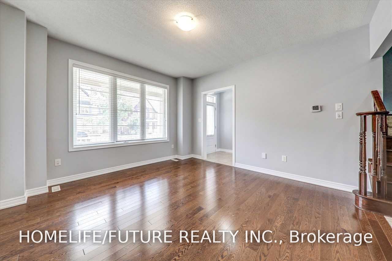 Photo of Unit Main & 2nd, 212 Cornell Park Avenue