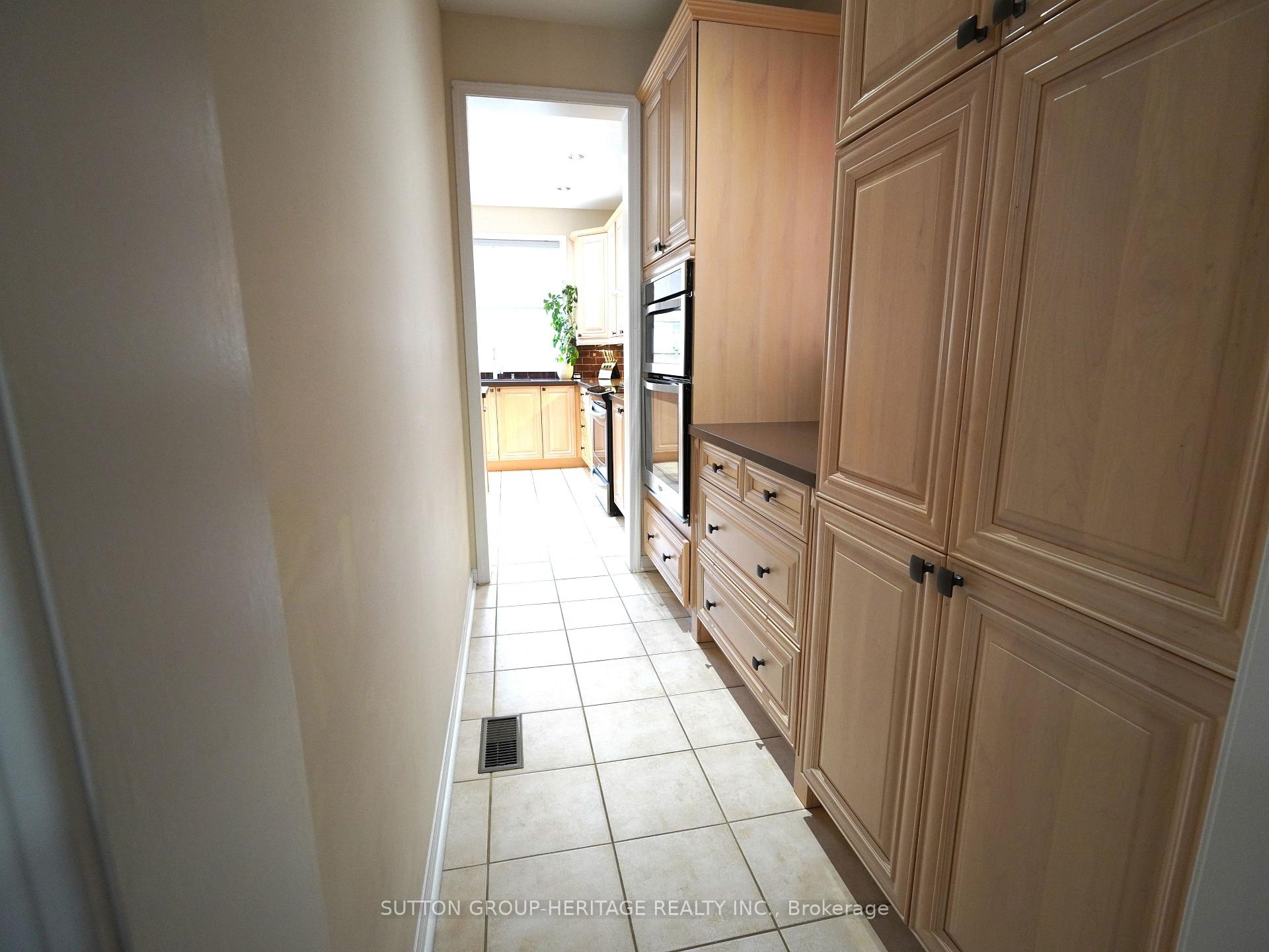 Photo 8 of 5 Baintree Street, Markham, Wismer — HOMEH