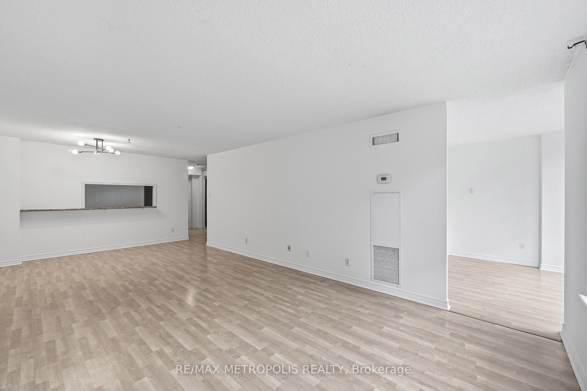 Photo 3 of Unit 409, 1485 Lakeshore Road E, Mississauga, Lakeview — HOMEH