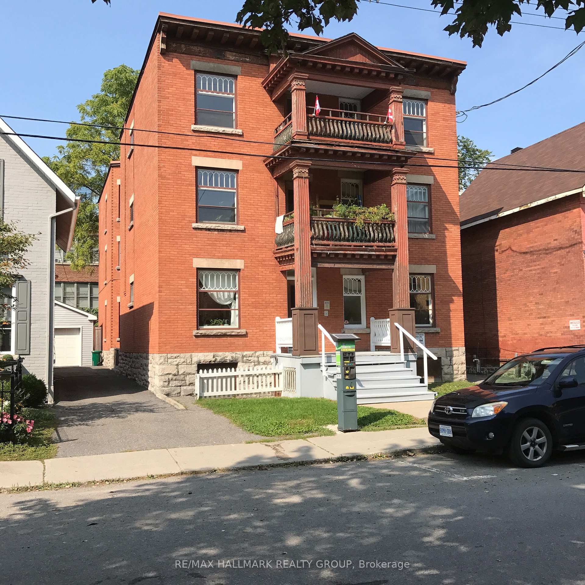 Photo 1 of Unit 3, 421 Lisgar Street, Ottawa, Ottawa Centre — HOMEH