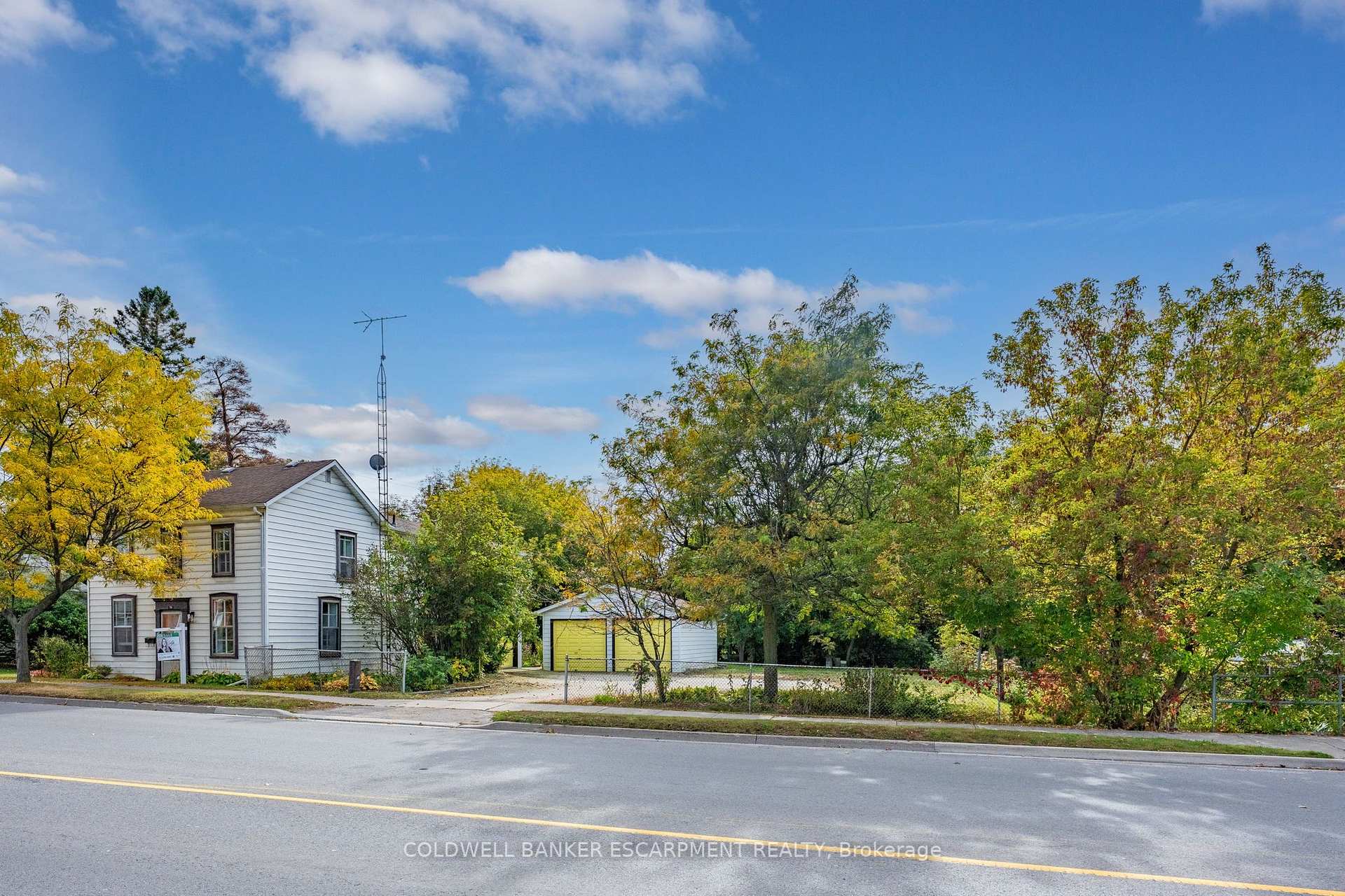 Photo of 76 Main Street N