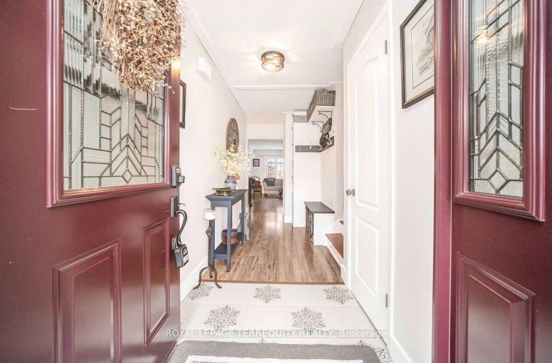 Photo 4 of 72 Carisbrooke Court, Brampton, Central Park — HOMEH