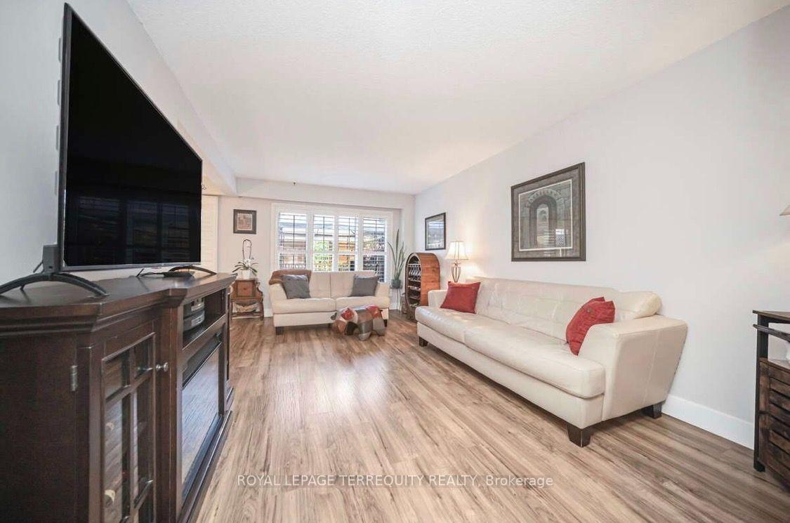 Photo 20 of 72 Carisbrooke Court, Brampton, Central Park — HOMEH