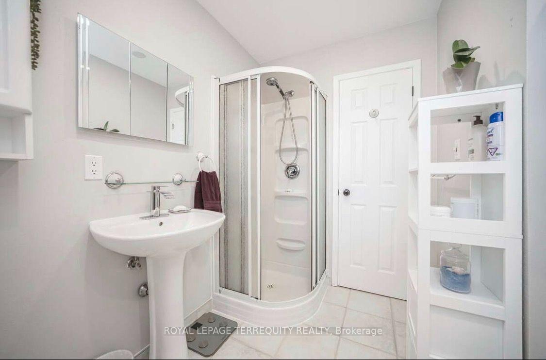 Photo 28 of 72 Carisbrooke Court, Brampton, Central Park — HOMEH