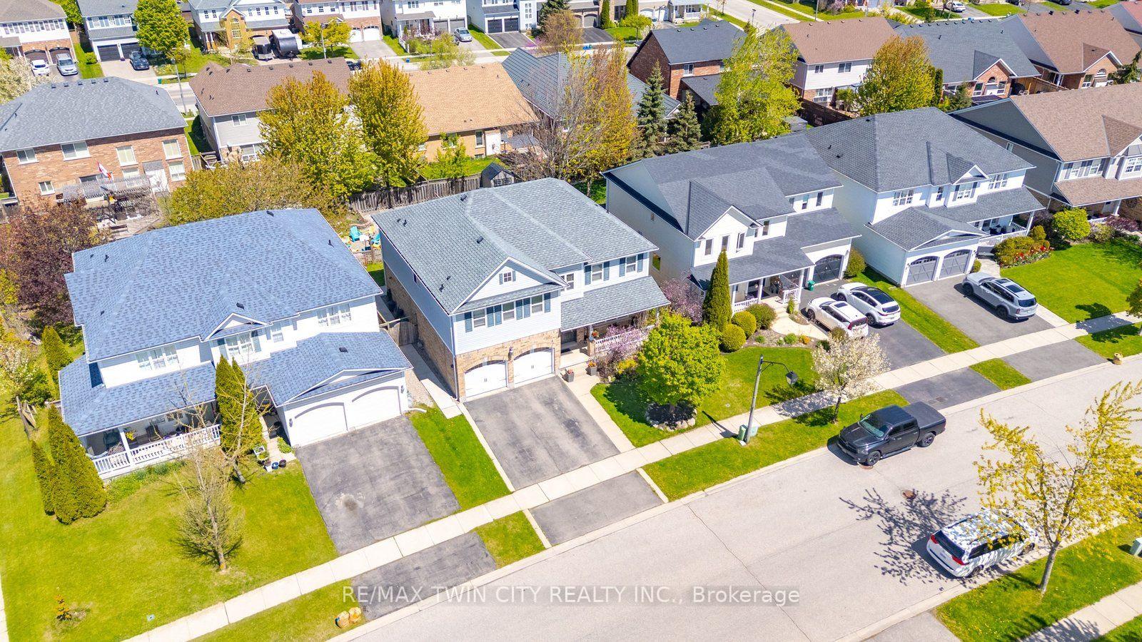 Photo 2 of Unit #Upper, 20 Webb Avenue, Brantford, Empire — HOMEH