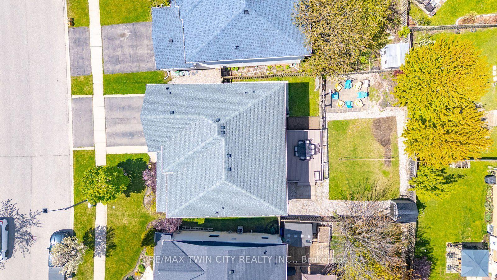 Photo 3 of Unit #Upper, 20 Webb Avenue, Brantford, Empire — HOMEH